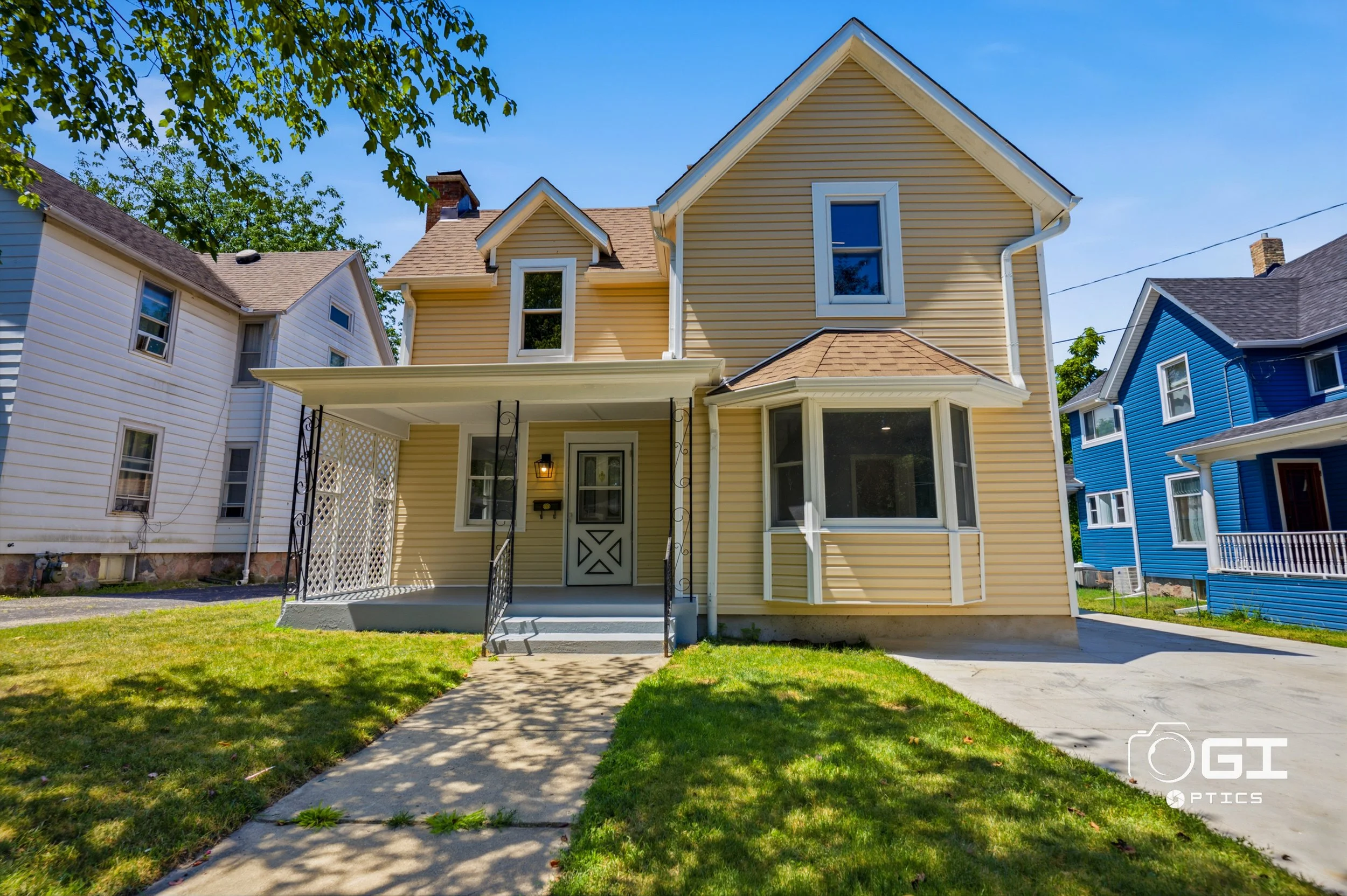 404 Lincoln St, Harvard, IL — Real Estate Photography &amp; Property Walkthrough