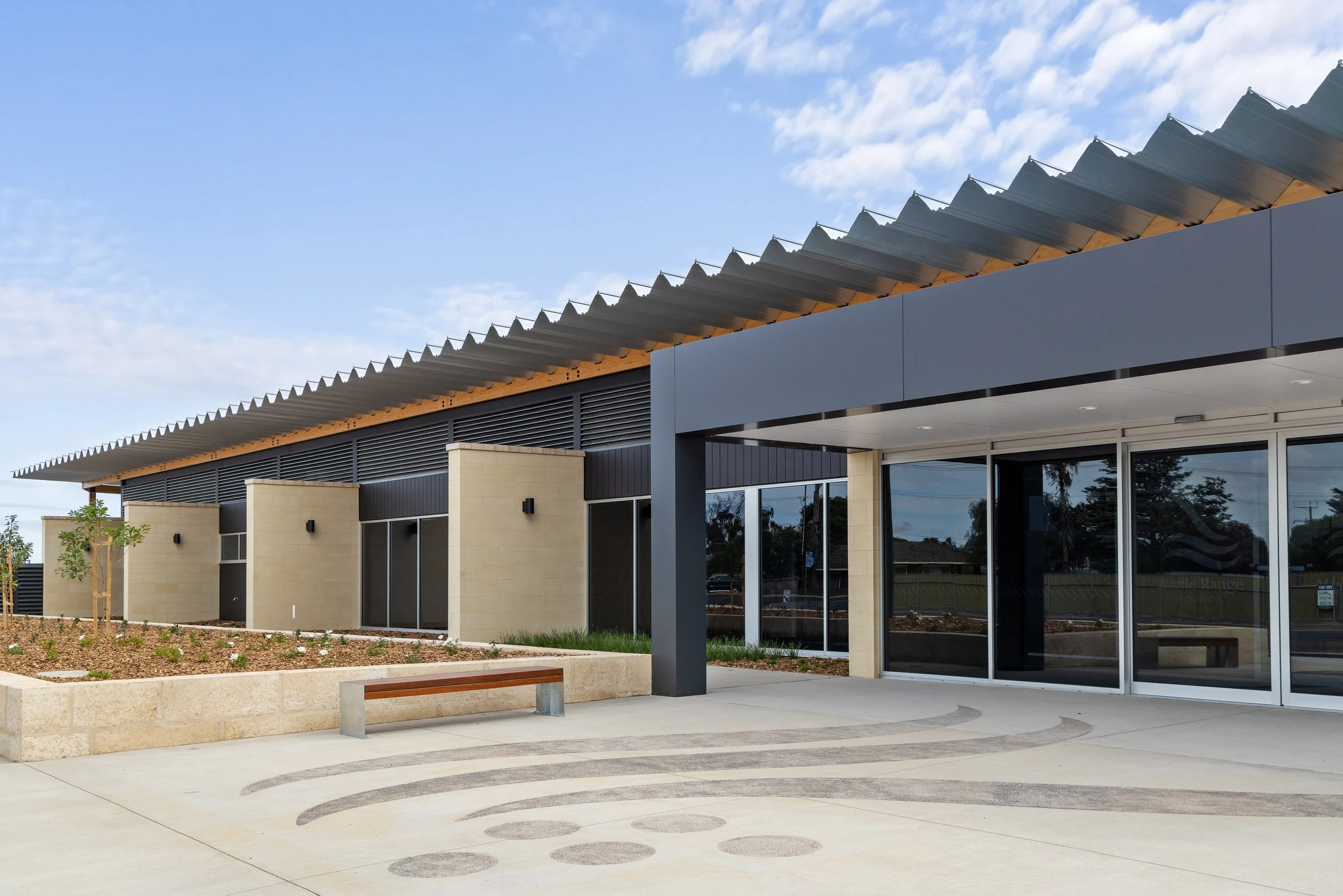 Wattle Range Council Service Centre — Spantech - innovative wide-span ...