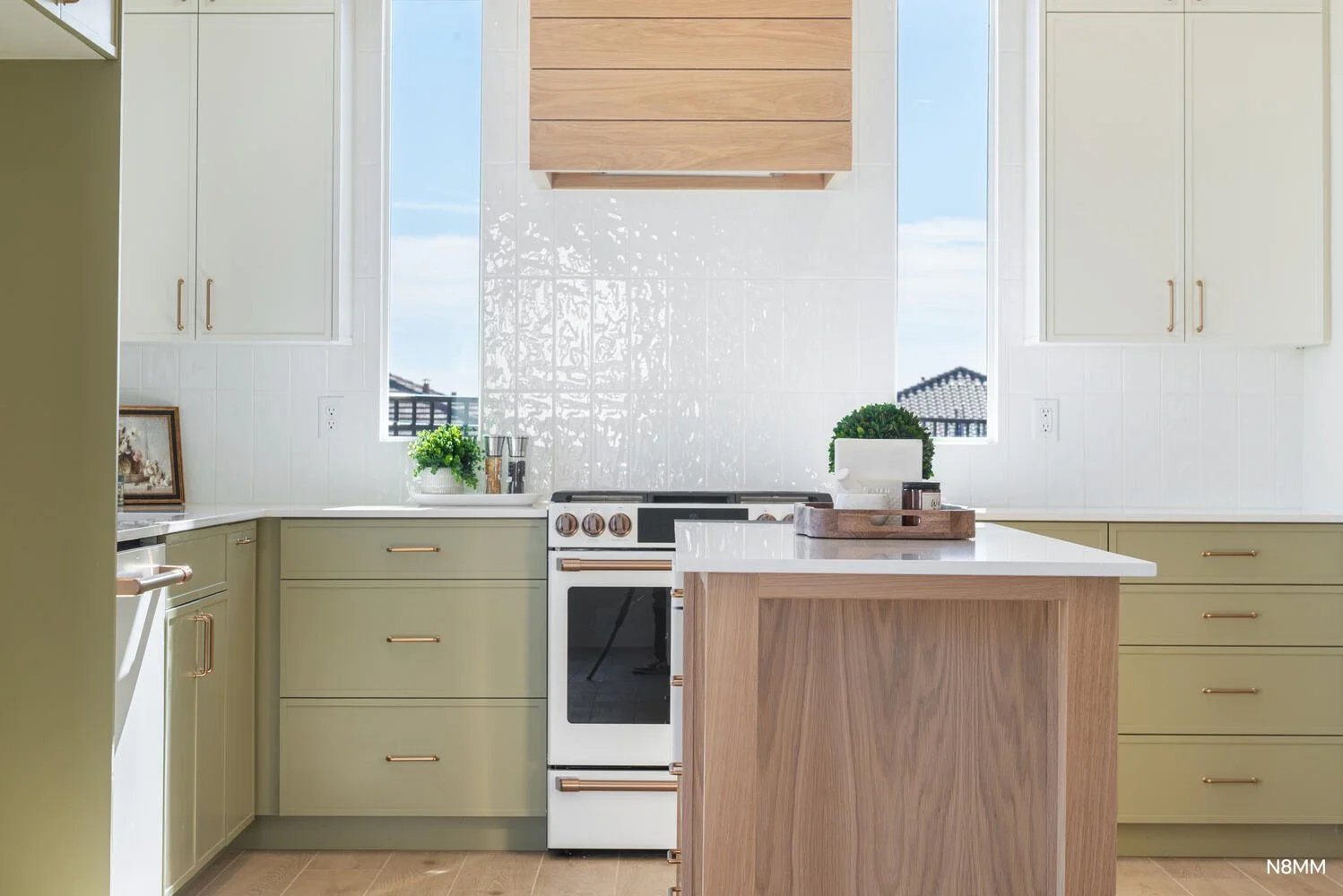 2914 E Chapman Cir Washington-large-016-064-dsc 9250-1499x1000-72dpi.jpg