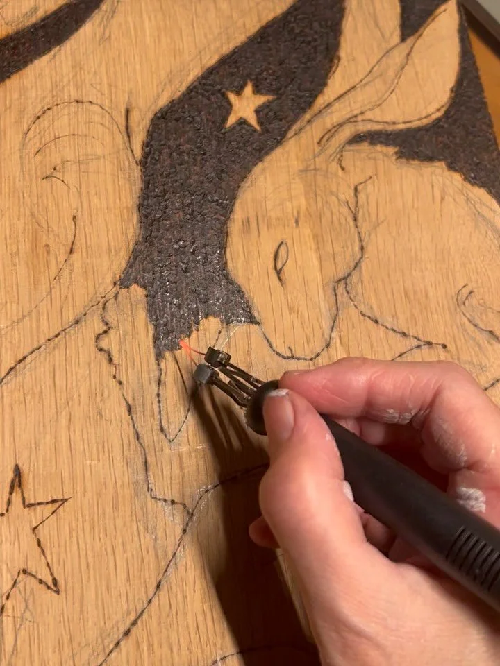 Slow day &hellip; 
Witch hares.
Time slows.
Mind slows.
Magic is revealed.

A little further forward on my large hare piece &hellip; hair piece ?? 😂

Hope you&rsquo;re having a lovely weekend too x

#hares #harewitch #hareart #witch #pyrographyart #