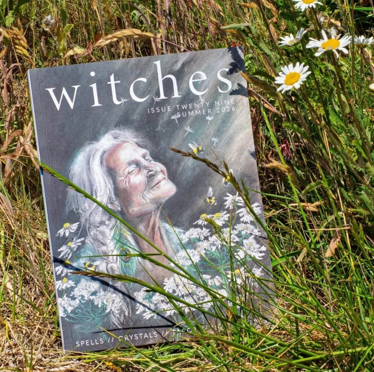 Well what a surprise!! I am over the moon to see that &lsquo;Glow&rsquo; has been chosen as the front cover of my all time favourite magazine @witchesmagazine !! 
I am so so grateful and I can&rsquo;t wait to see a copy in print !! 😊 &hellip;. Now I