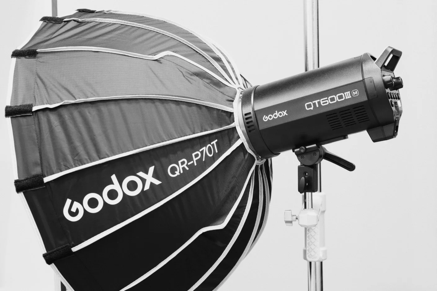 2x Godox QT600 III