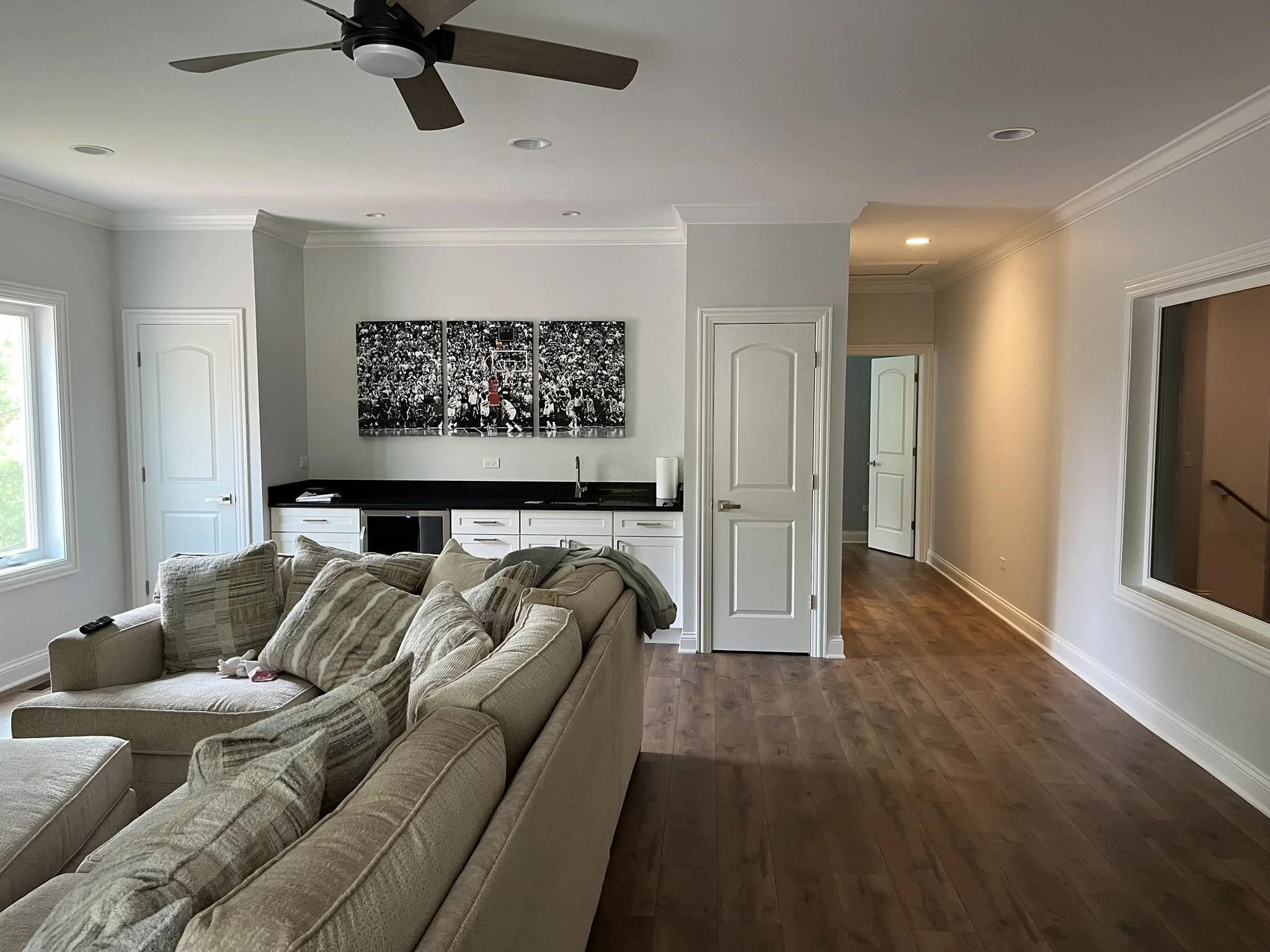 Upstairs Living Room 3.JPEG