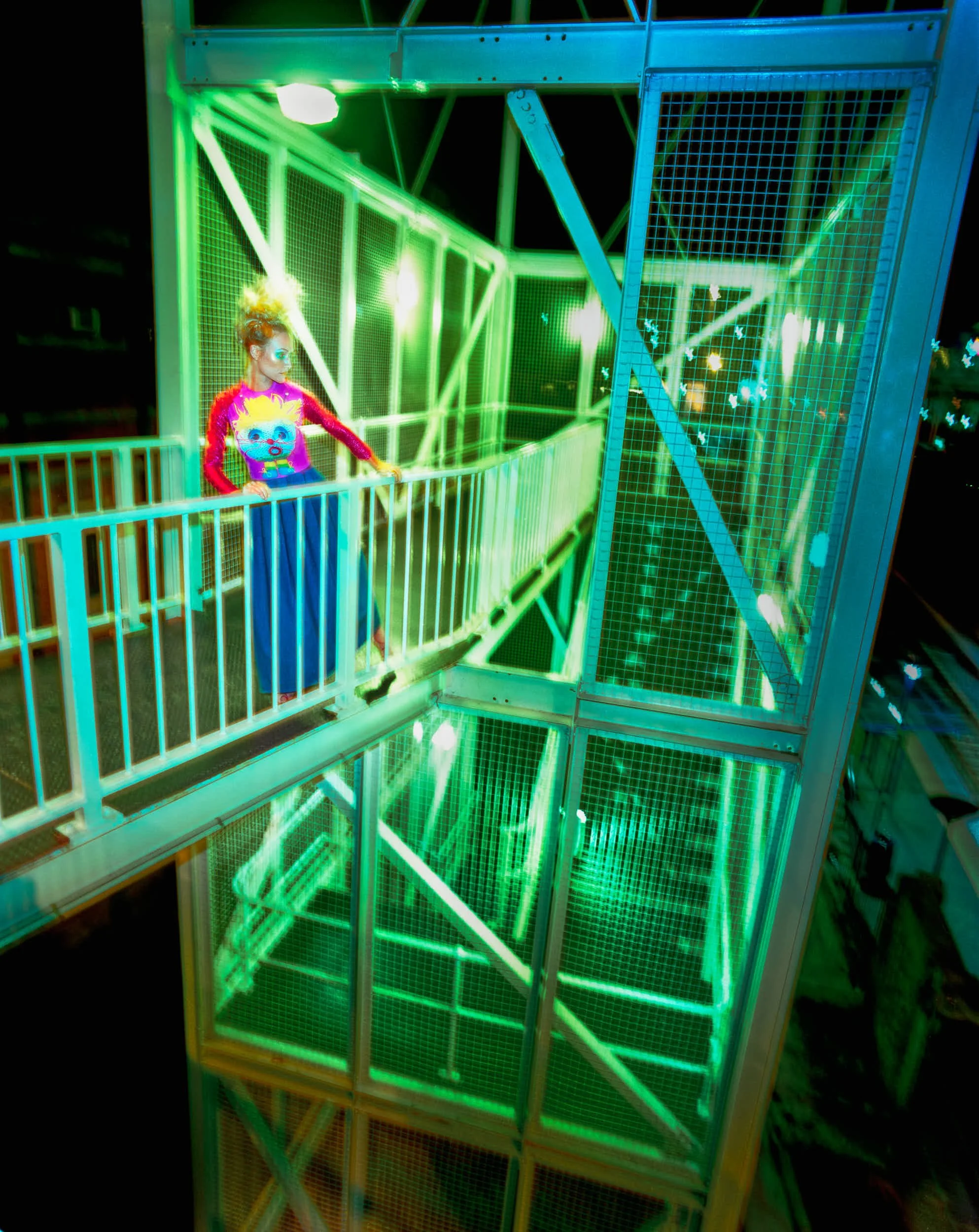 'Uncaged', advertising for W.&L.T.