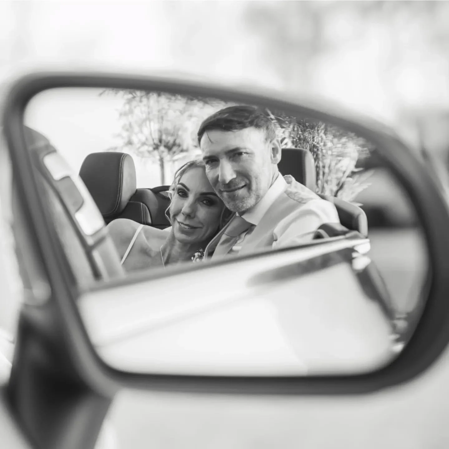 From the quiet moments in the car to the golden beaches of Cyprus, every journey deserves to be remembered📸💍
.
.
.
#CyprusWeddingPhotographer
#BeachWeddingCyprus #CyprusBeachWedding
#DestinationWeddingCyprus #ProtarasWedding
#MediterraneanWedding
#