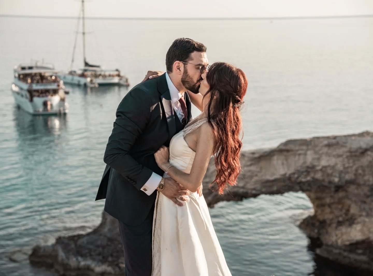 &Omicron; έ&rho;&omega;&tau;&alpha;&sigmaf; &delta;&epsilon;&nu; &epsilon;ί&nu;&alpha;&iota; &mu;ό&nu;&omicron; &mu;&iota;&alpha; &sigma;&tau;&iota;&gamma;&mu;ή &mdash; &epsilon;ί&nu;&alpha;&iota; &mu;&iota;&alpha; &alpha;&iota;&omega;&nu;&iota;ό&tau