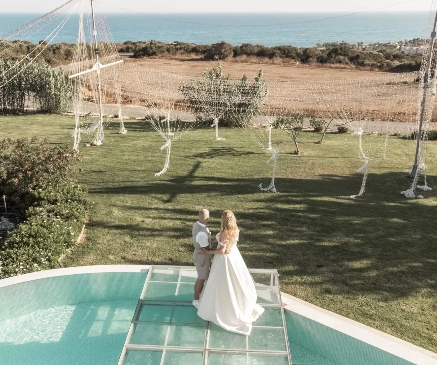 Your laughter mingles with the sea breeze, and love paints itself into every sunlit corner of the venue.💍📸
.
.
.
#CyprusWeddingPhotographer #CupuleVenue #UniqueVenue #LoveInCyprus #WeddingWithAView
