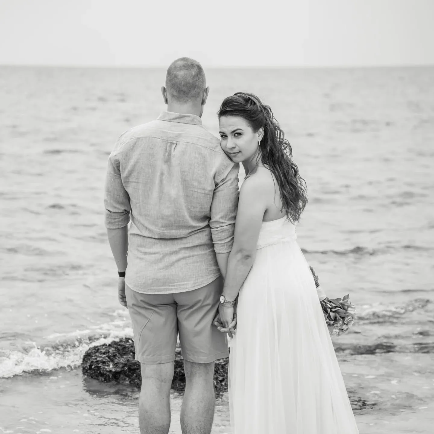 No matter if it&rsquo;s cloudy, sunny, or anything in between&hellip; love is love, and it always shines through ❤️✨ 
.
.
.
#LoveIsLove #WeddingVibes #CyprusWeddings #cyprusbride #CyprusWeddingPhotographer