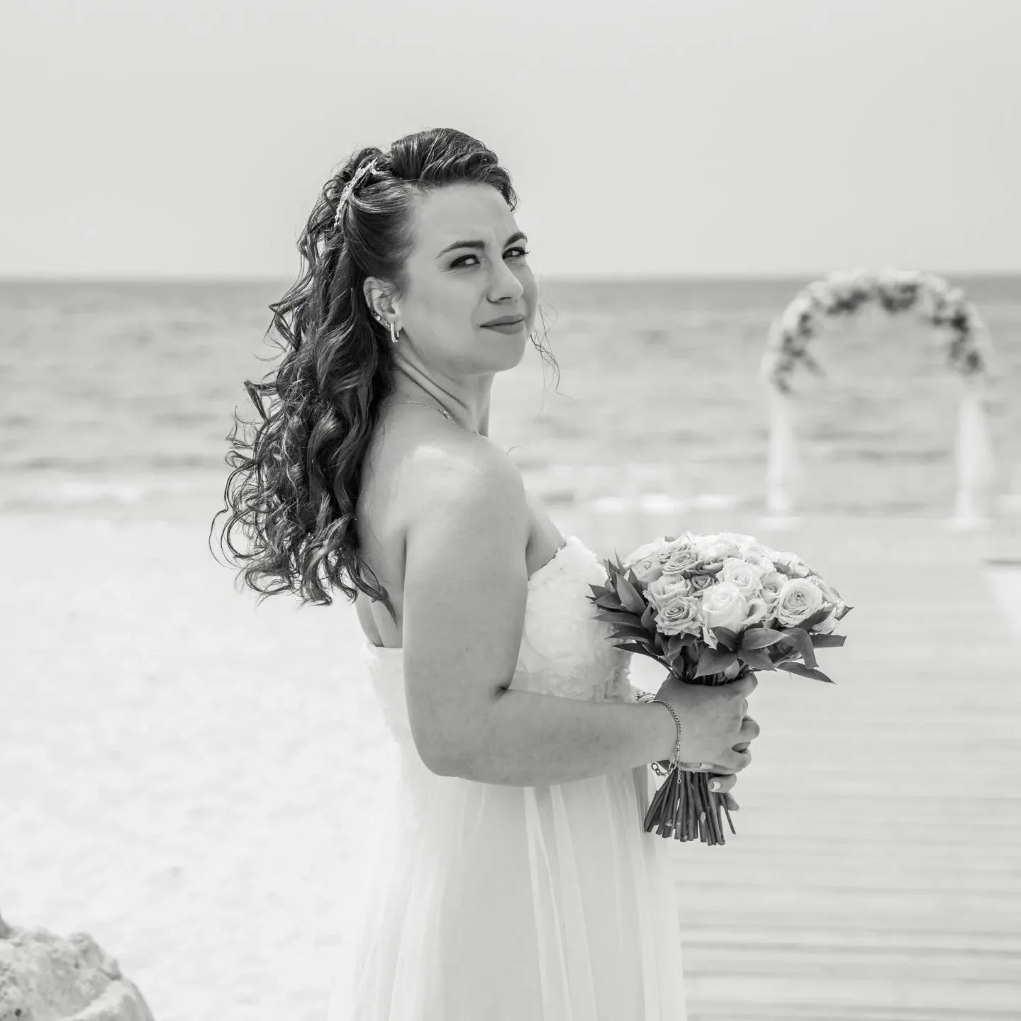 From the quiet anticipation before the walk down the aisle to the moment your hands finally meet, every second of your wedding ceremony tells a story of love, connection, and forever beginning.💍📸
.
.
.
#weddingceremony #weddingmoments #loveinframes