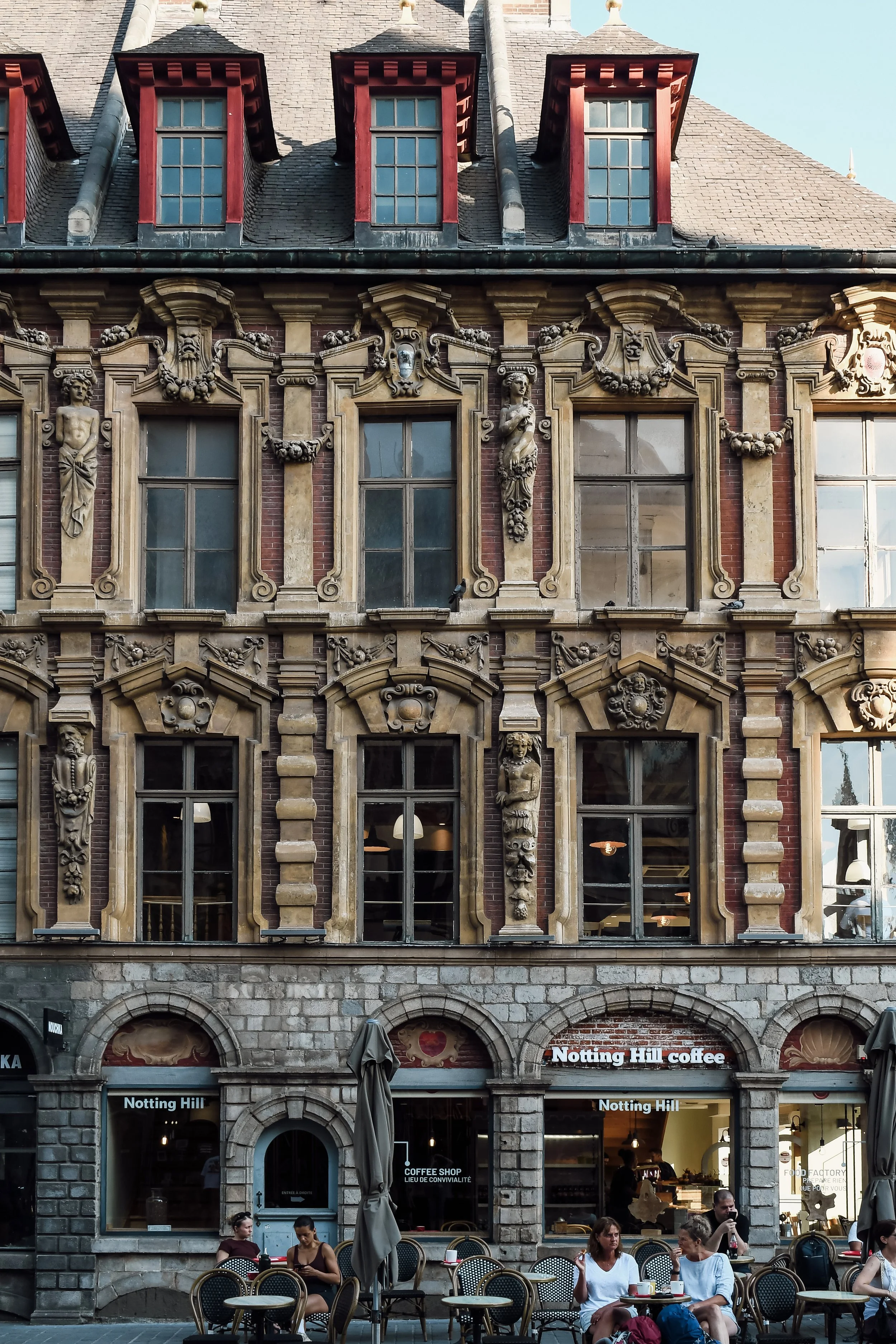 sandrine-baverel-lille-vieille-bourse.jpg