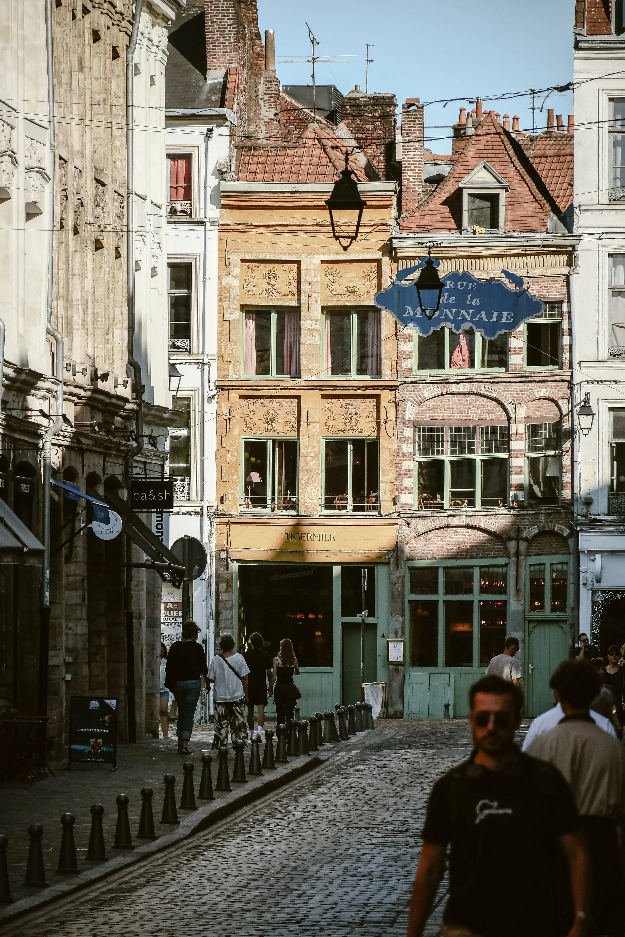 sandrine-baverel-lille-rue-de-la-monnaie.jpg