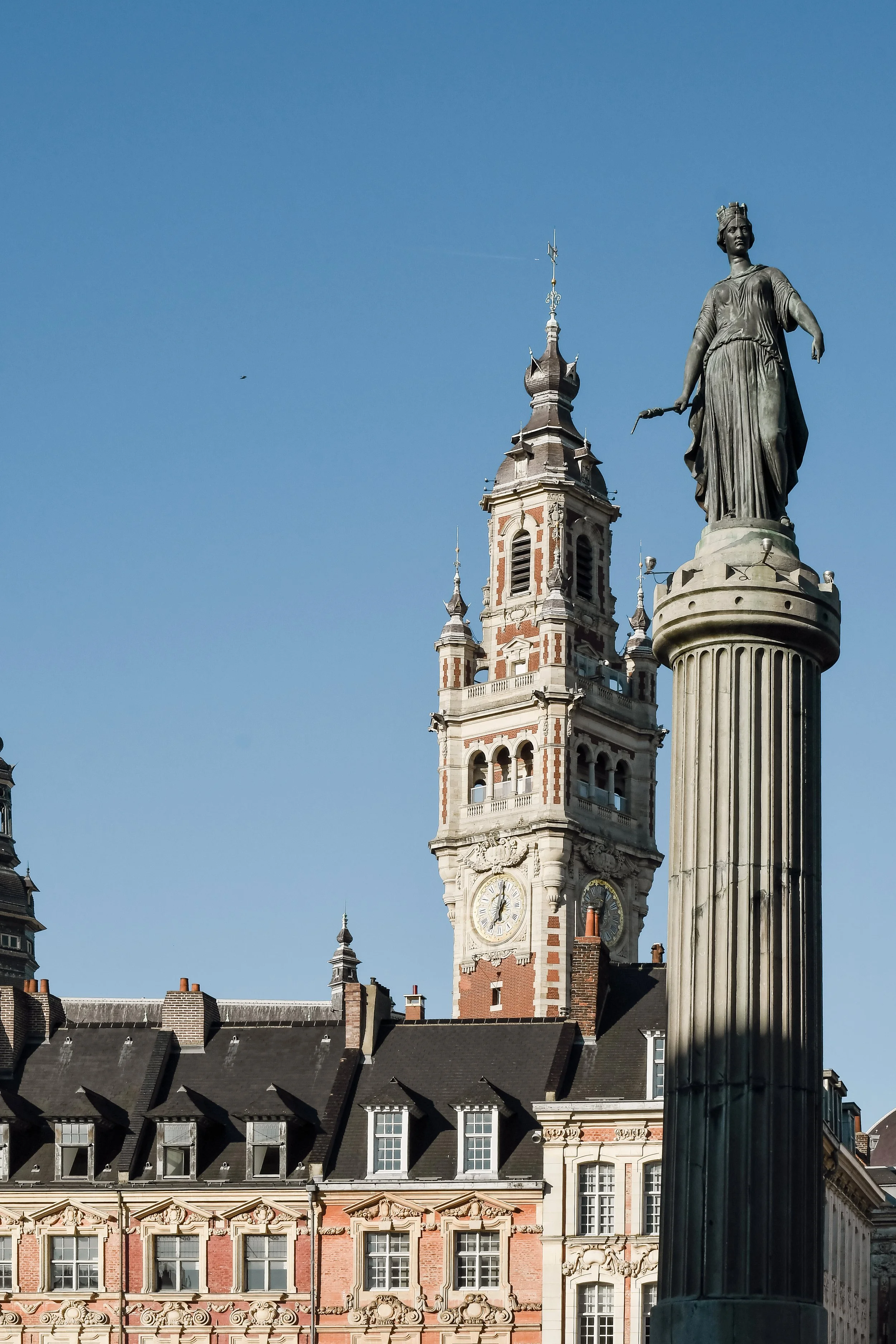 sandrine-baverel-lille-statue-beffroi.jpg