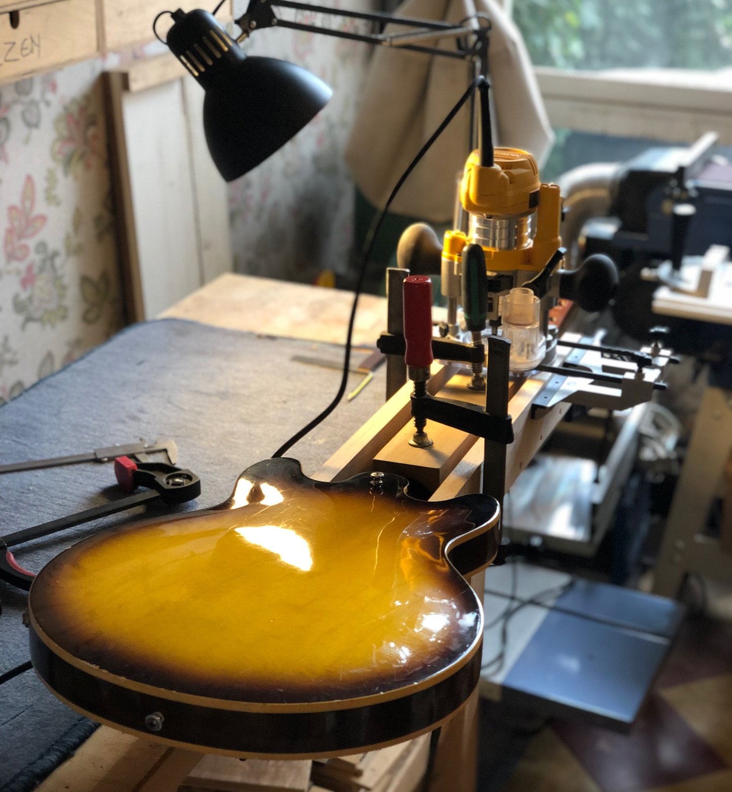 Scenes from the workbench.  Fixing Gisbons mistakes 😉. #luthier
#est.2007
#18yearsinthegame
#luthierlife
#guitarrepair