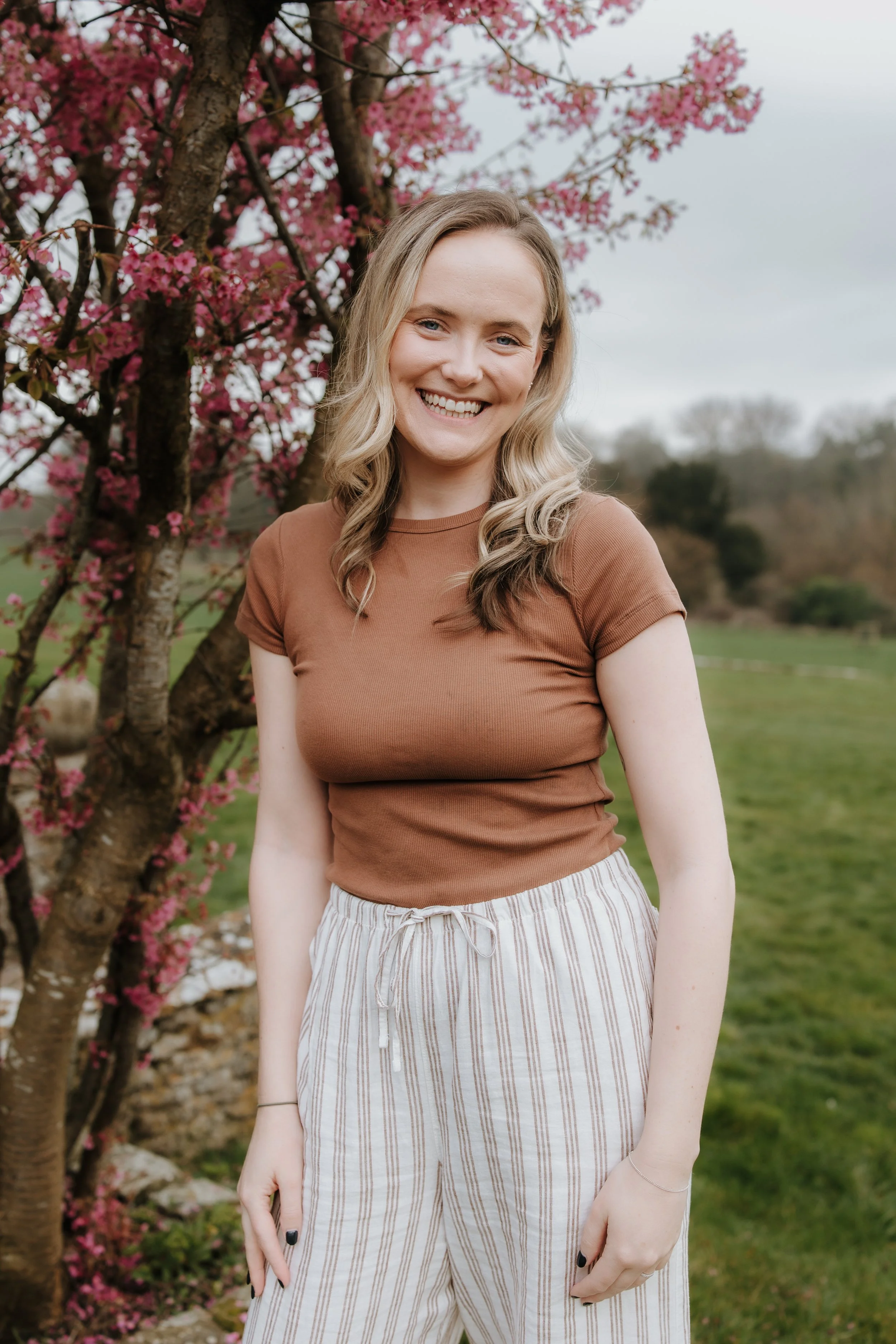 Rosanna, specialist birth and traditional postpartum doula based in Wiltshire
