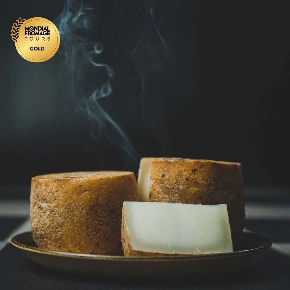 SMOKED COW CHEESE (3.32 € / 6.42 лв. per 100 g)