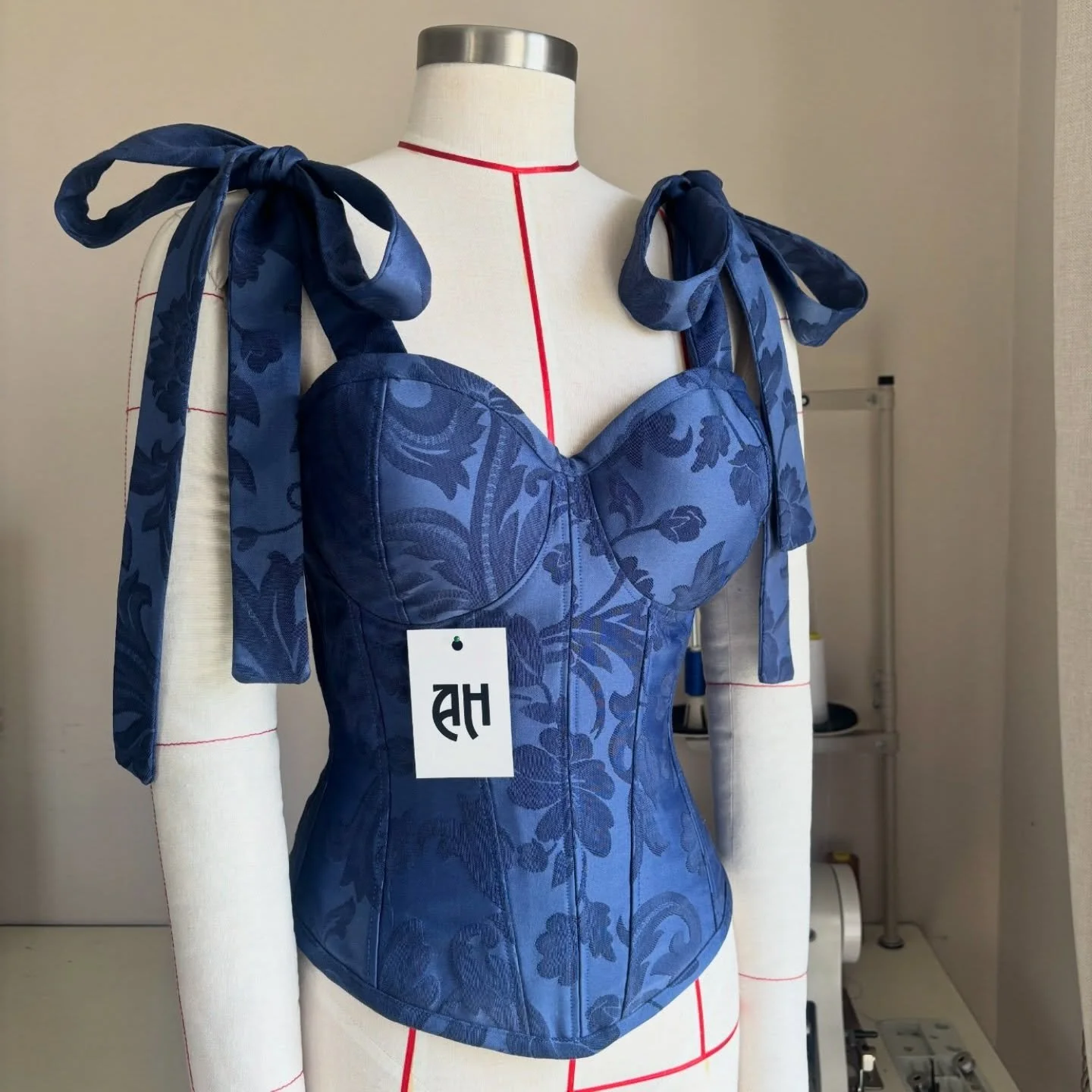 The perfect navy AH corset does exist 🐟💙🦋 #irishdesign #sustainablefashion #vintage #corsetdesign