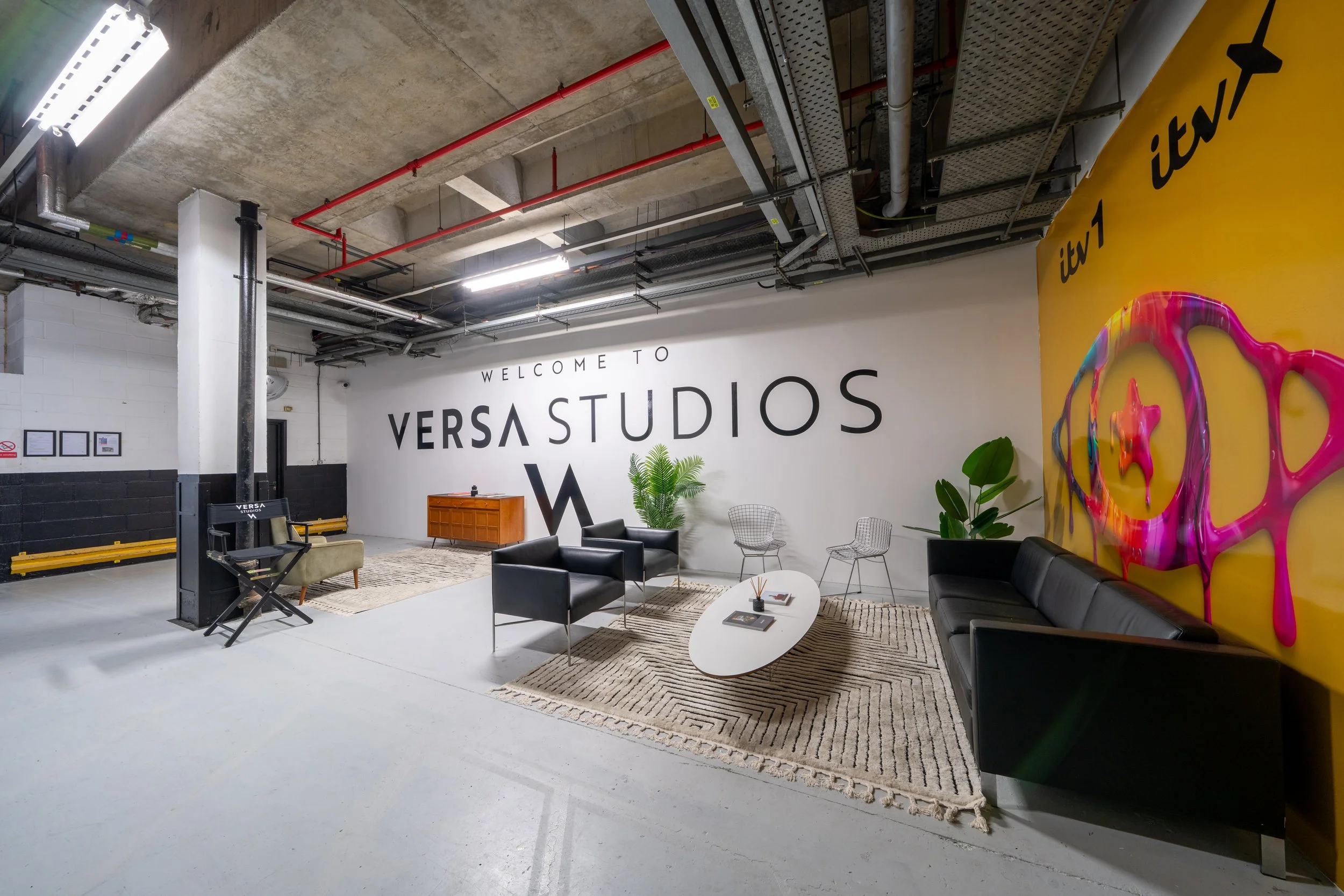 STUDIO 3/4/5 Reception