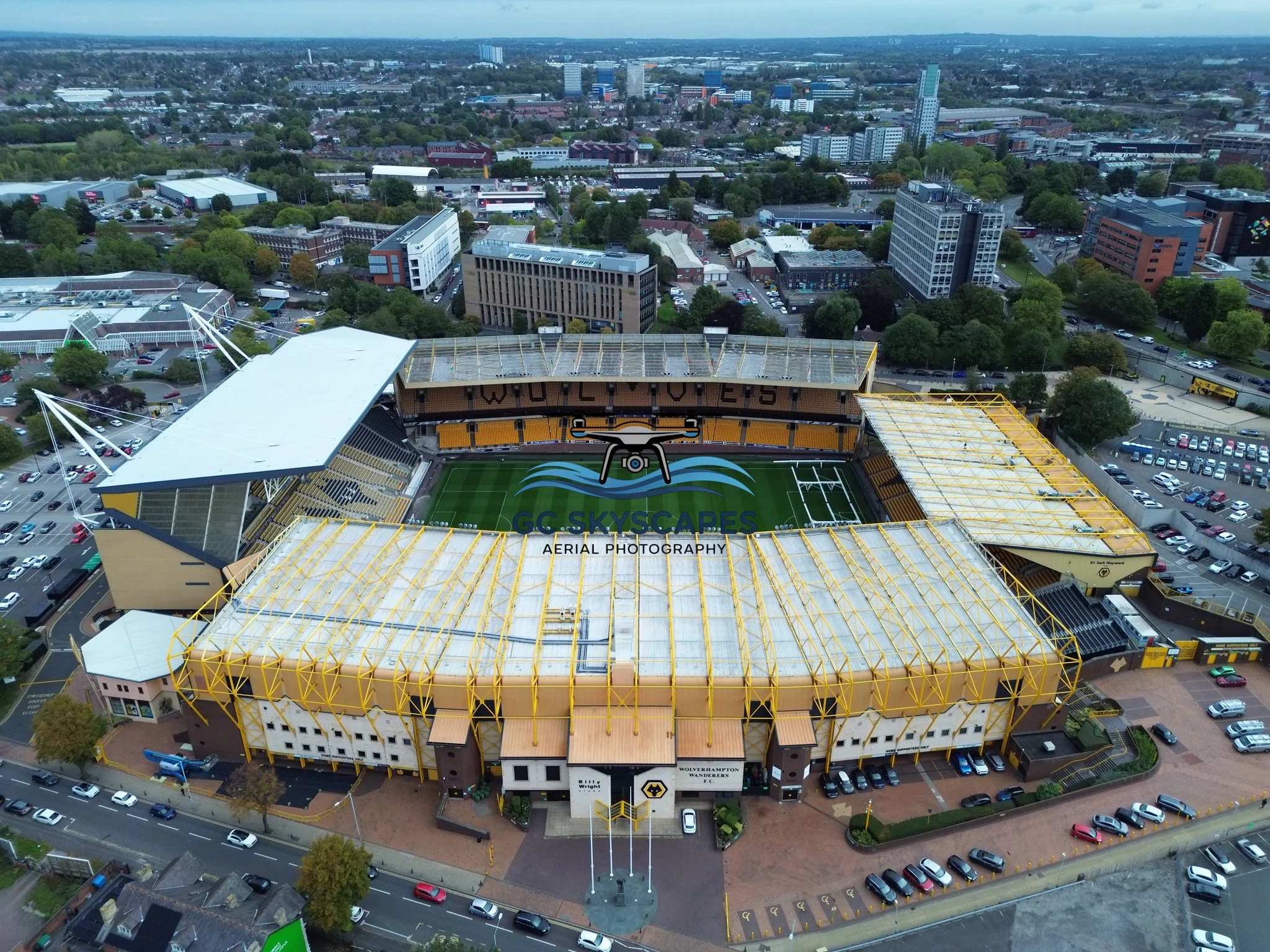 Wolverhampton Wanderers - Molineux