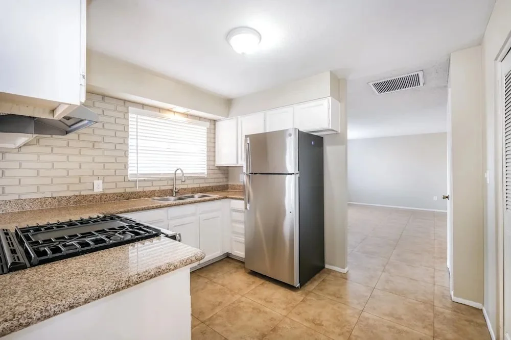 WhatsApp Image 2026-01-10 at 09.51.54 (2).jpeg