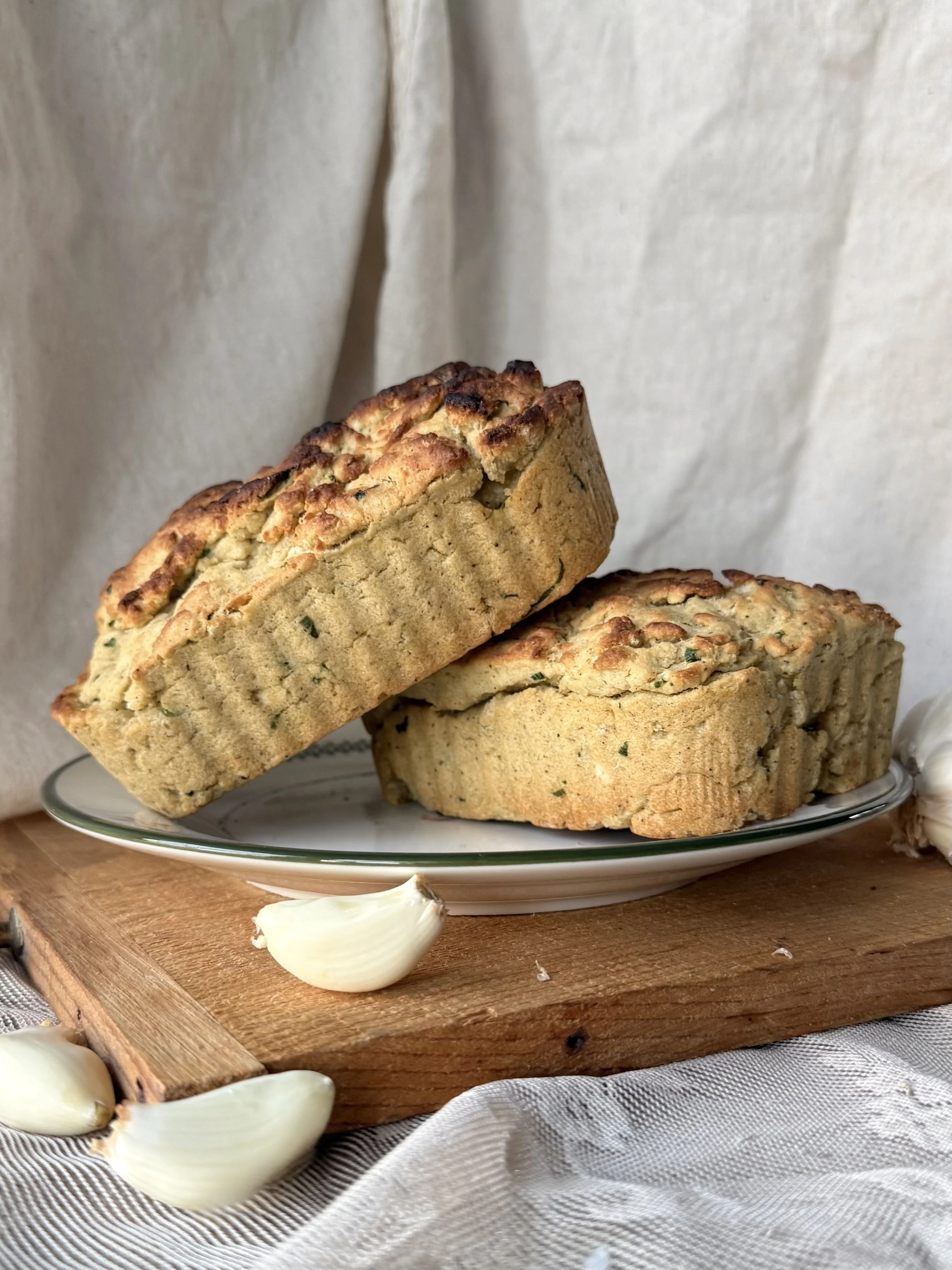 Nadwyżka (nahd-VISH-kah)