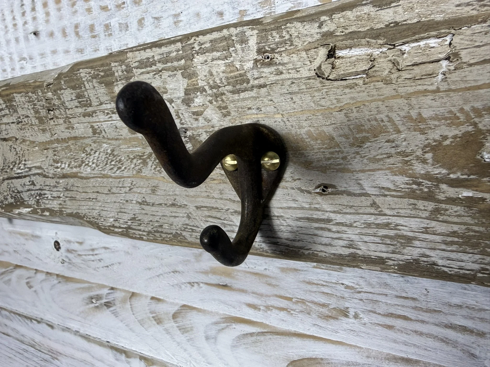 Rustic Iron Hook Rail (Natural Weathered Wood)