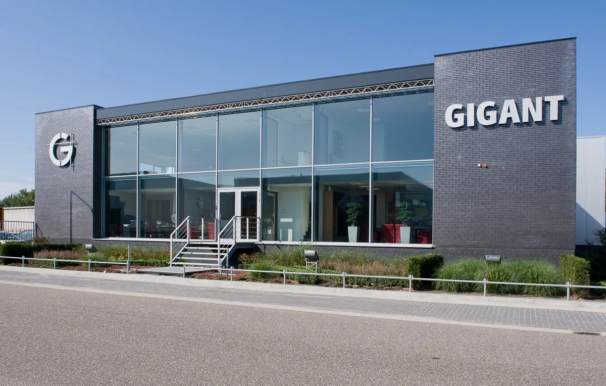 bedrijfsgebouw Gigant te Eersel