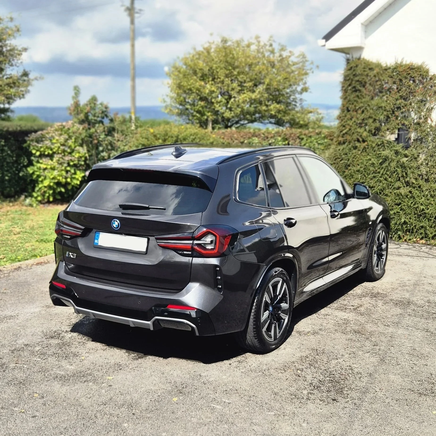 Bmw ix1 freshly machine polished and ceramic coated