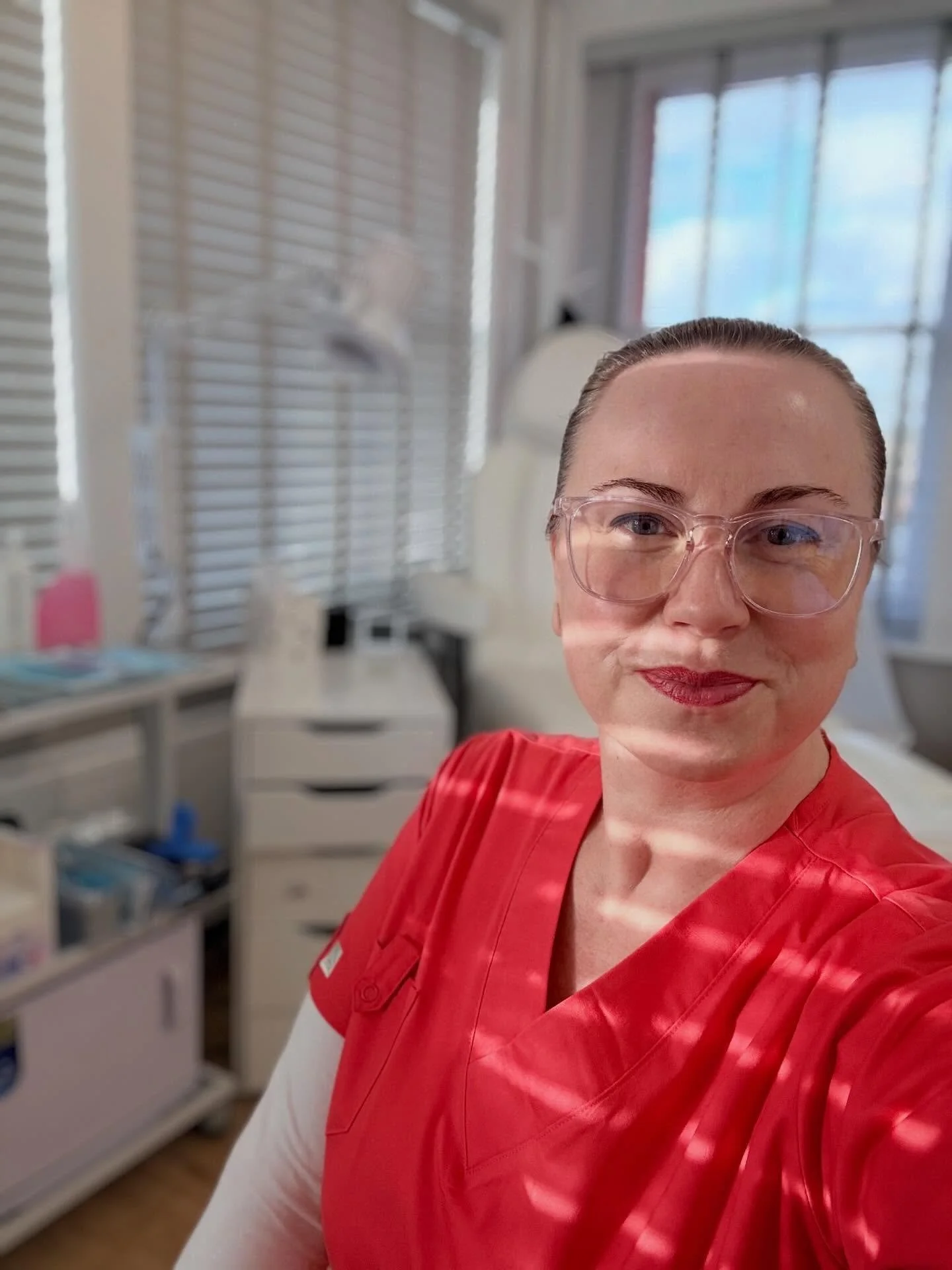 A quiet moment between appointments ✨ 

Wellness isn&rsquo;t rushed - it&rsquo;s found in care, consistency, and creating space for people to feel at ease.

Healthy feet. Calm energy. Thoughtful care. 👣🤍

#podivacare👣 
#WellnessInPractice
#CalmCar