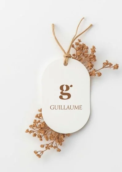 etiquette mariage en plexiglass Majuscule