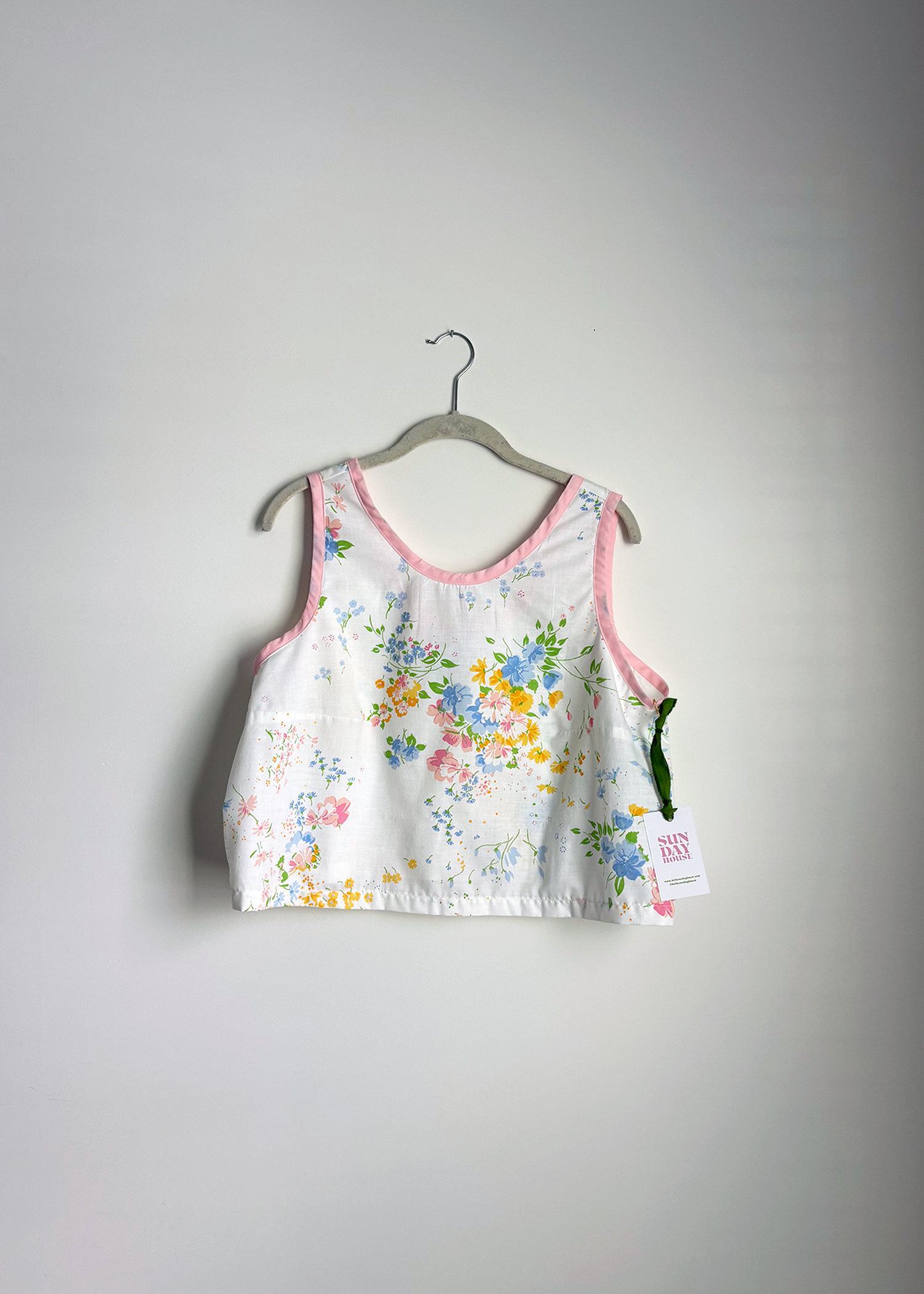 white floral tank.png