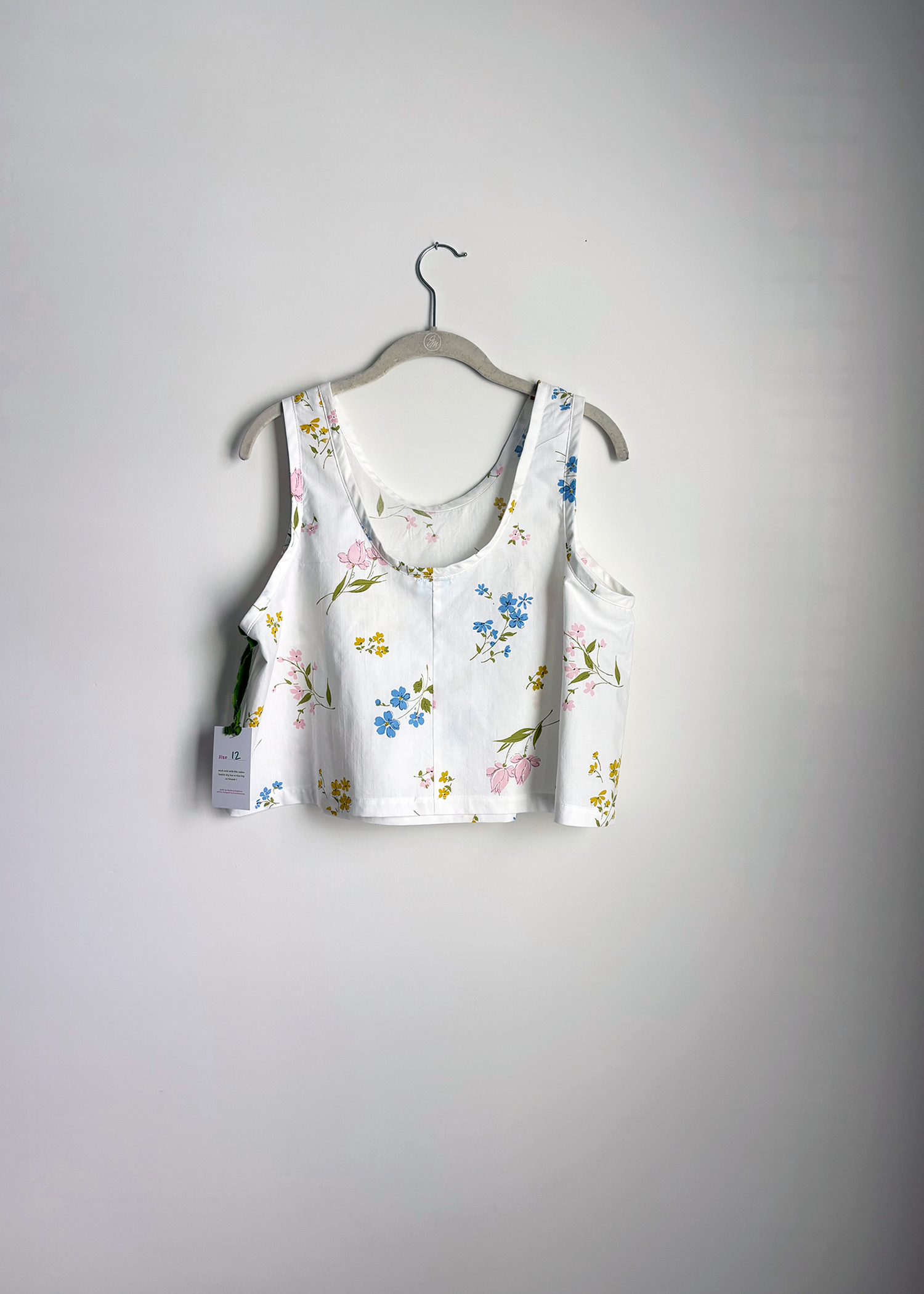whitefloral2.png