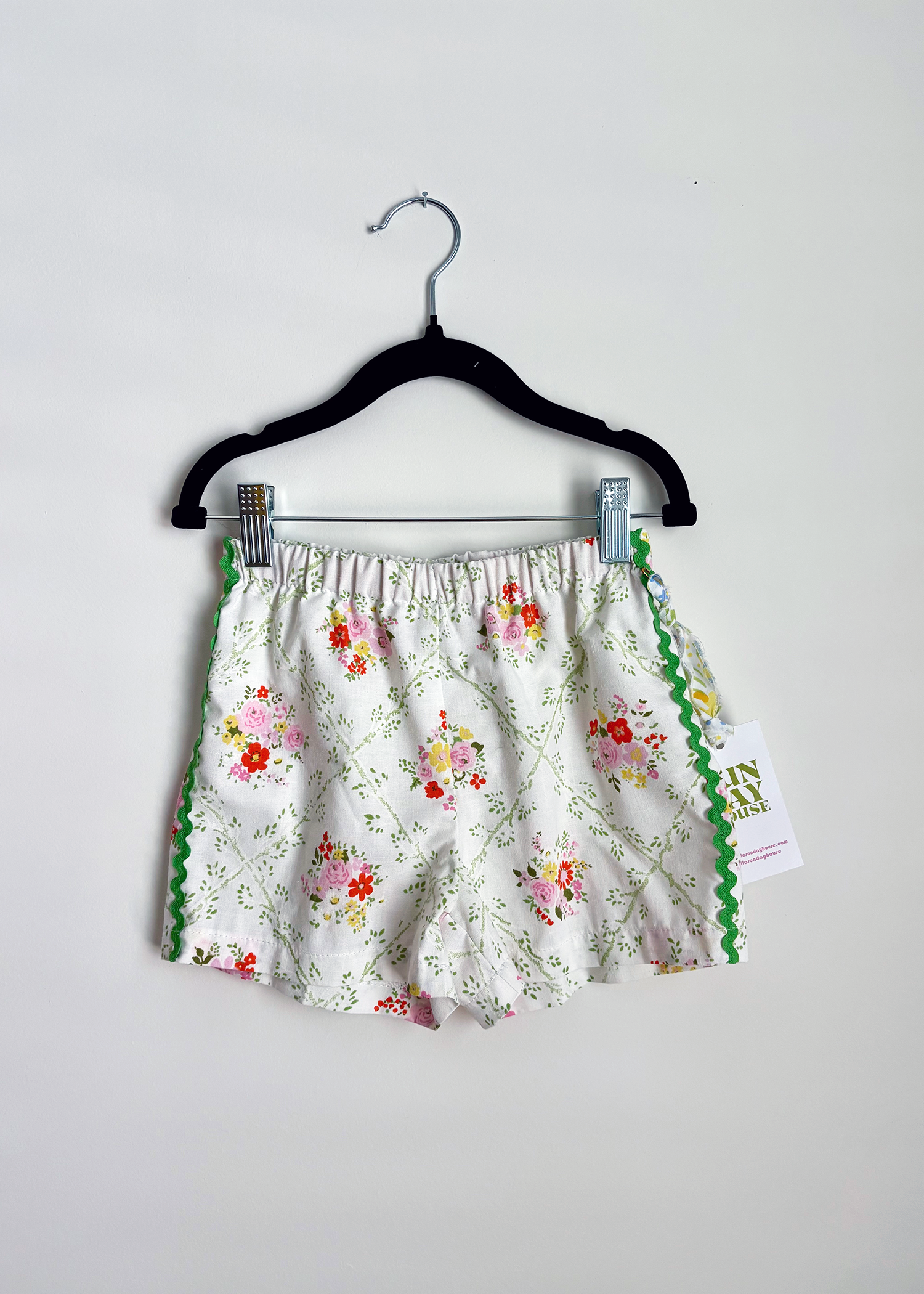 Toddler Shorts - White Floral - 5T