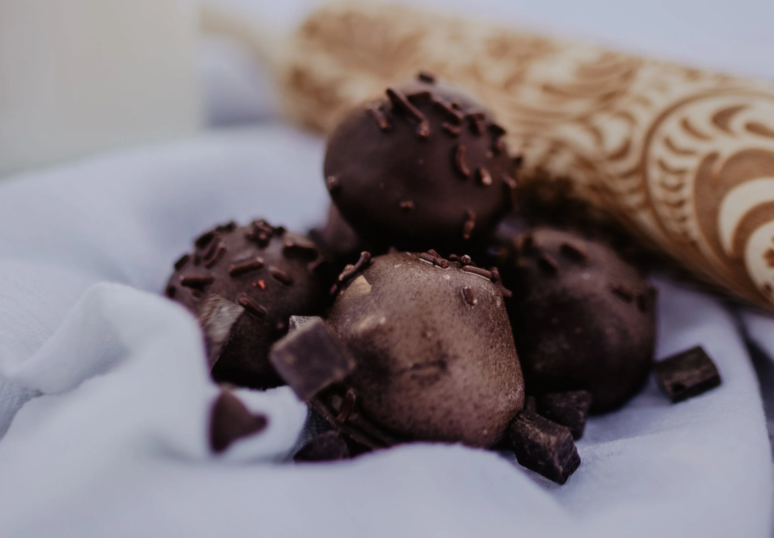 Milk Chocolate Vanilla Babycakes