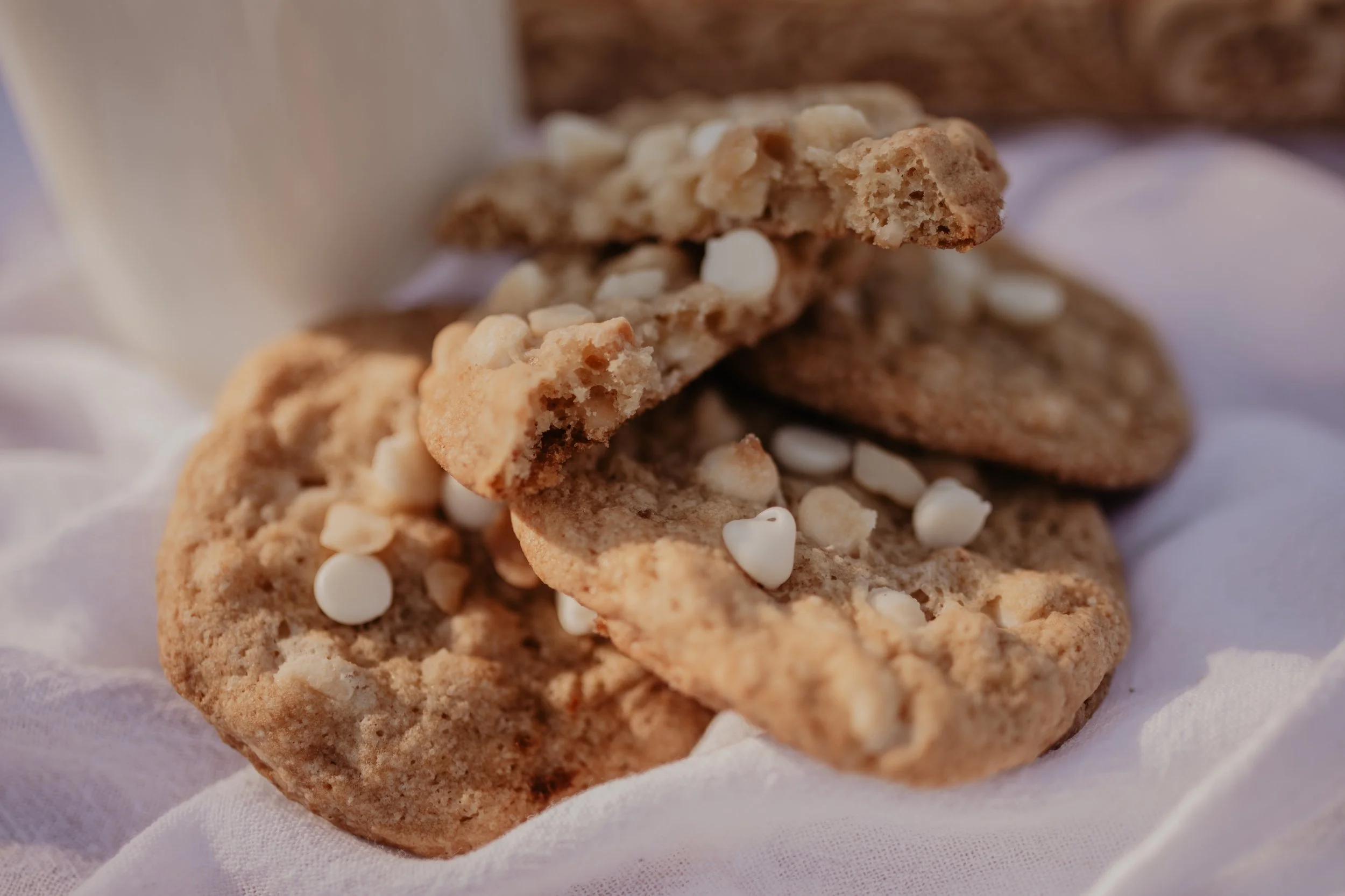 White Chocolate Chip Macadamia Nut Cookie