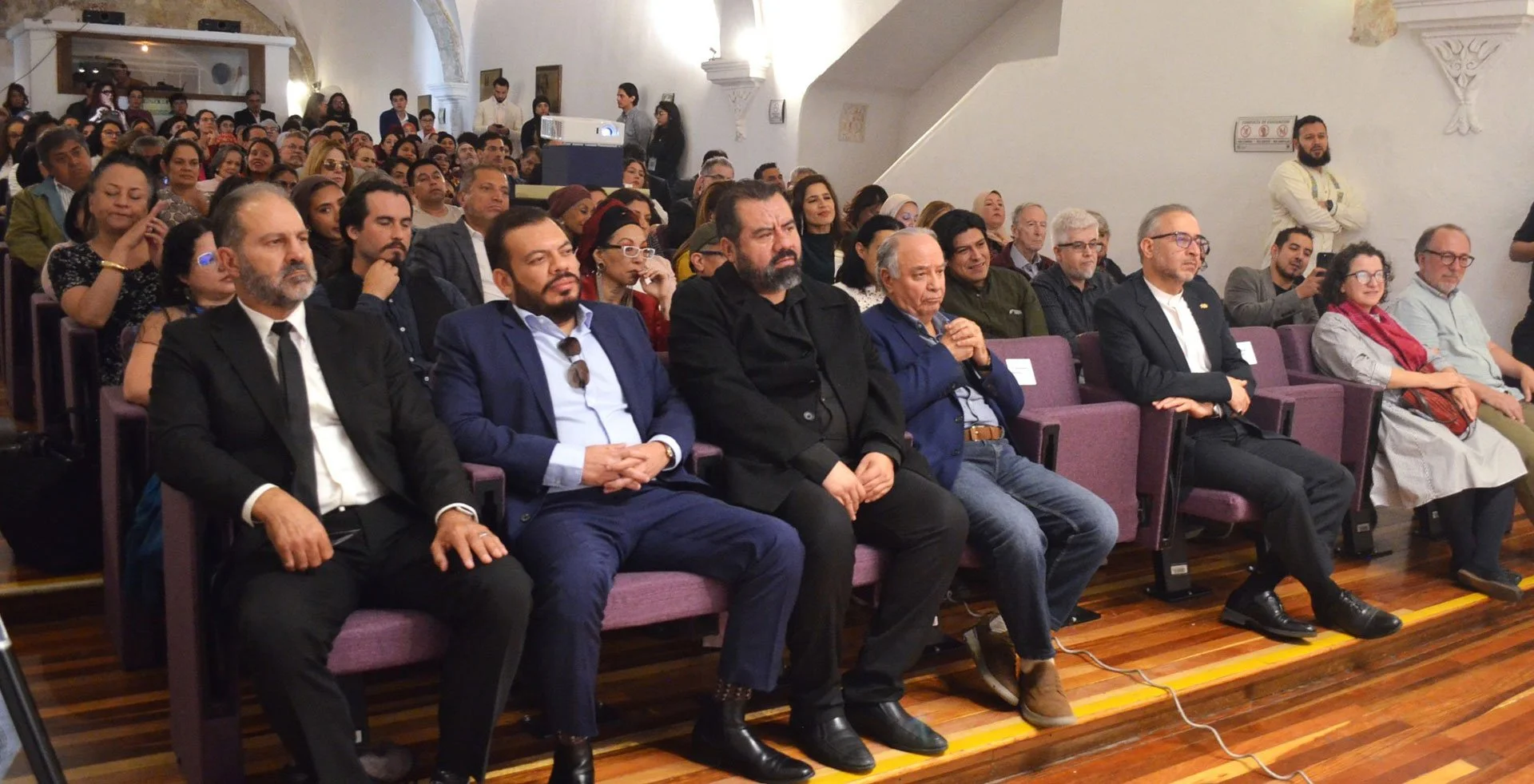 ojala-supieras-premiere-image-002.jpg