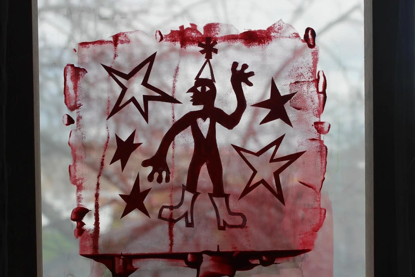 Goblin of luuuurrv ❤️🧌✨

Basically just the leftover ink on my silk screen after I printed a t-shirt :)

I was thinking it could be the main character in a children&rsquo;s book perhaps 

#screenprinter #goblin #artist #illustrator