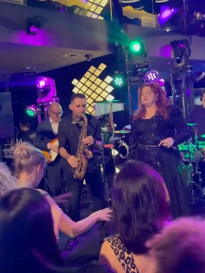 What a party this weekend at @encorebysimonis.
#bedrijfsfeest organized by @leolaufferentertainment