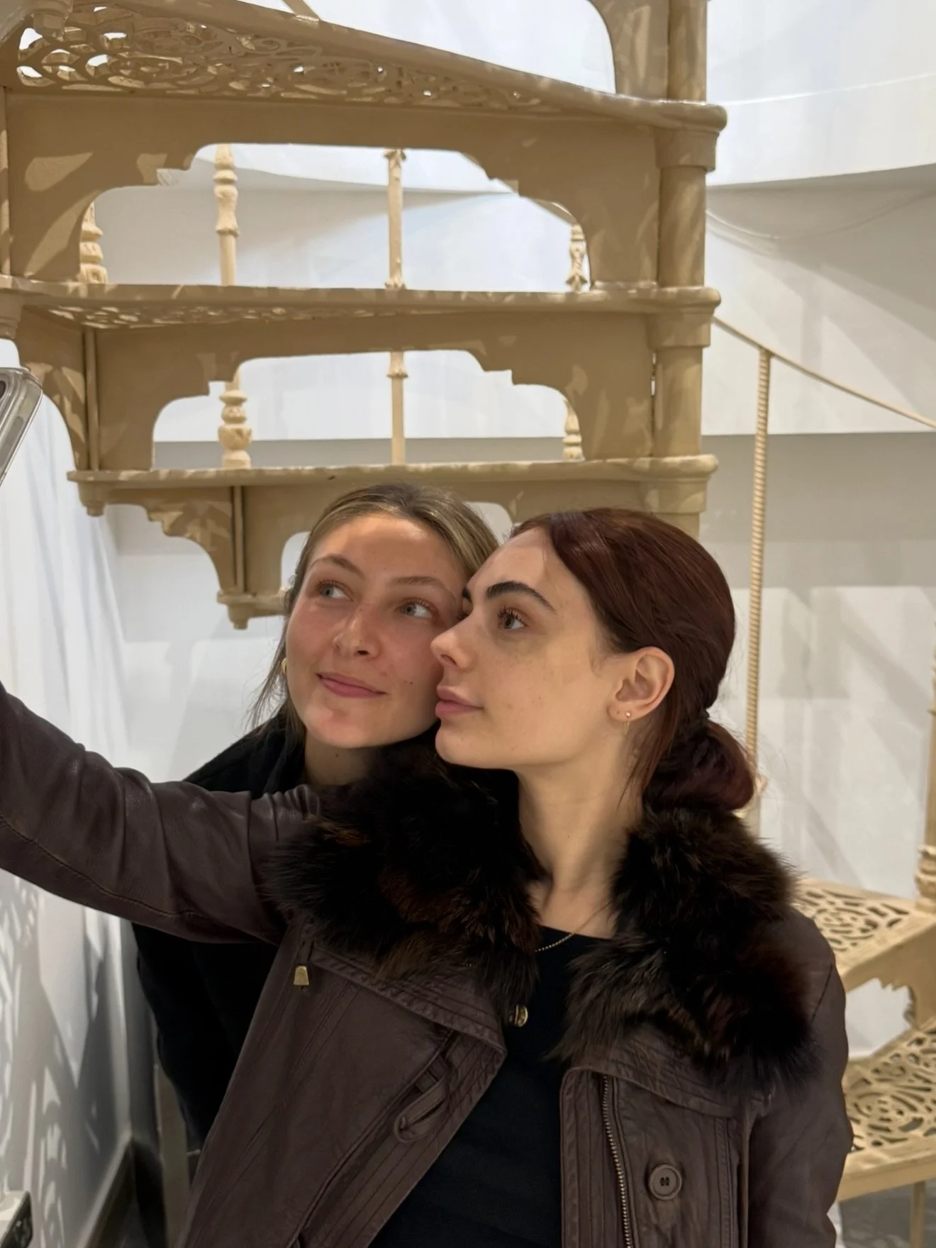 Bestie appointment today 🤍 

Korean lash lift for both 🤭

#londonlashes #koreanlashlift #koreanlashliftlondon #lashtechlondon #런던속눈썹