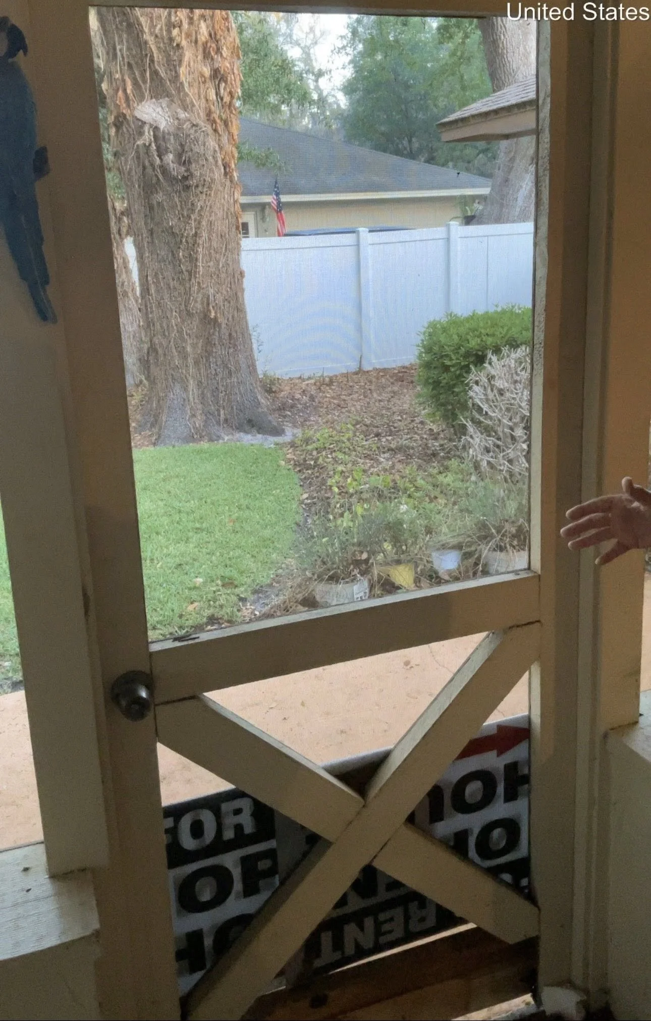 Screen door.jpg
