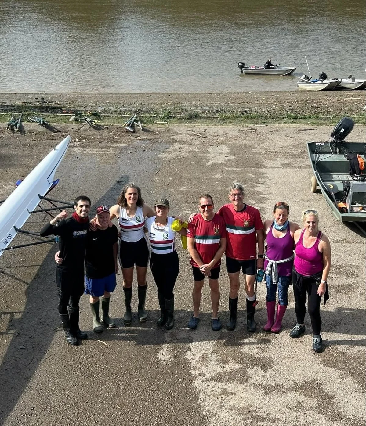 Well done to all four TTRC crews taking part in today&rsquo;s friendly head race against Mortlake from Pink Lodge to UL. Special mention to our novice crew Gordon &amp; Andrea for finishing fourth! Big thanks to Michael for organising - it was a real