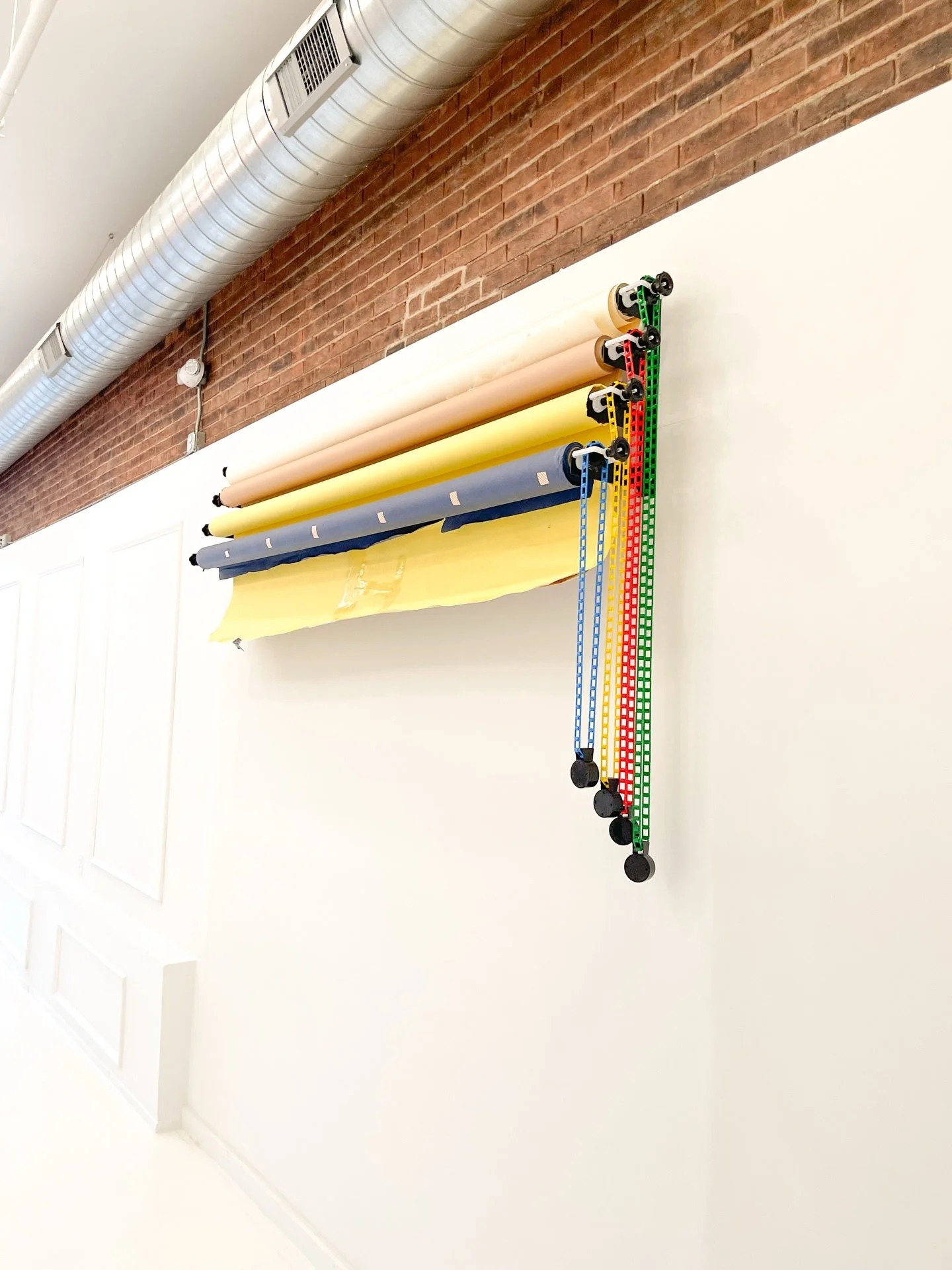 What color photo drops would you be interested in seeing?? 🤔 

#washmo #washmophotographer #photographystudios