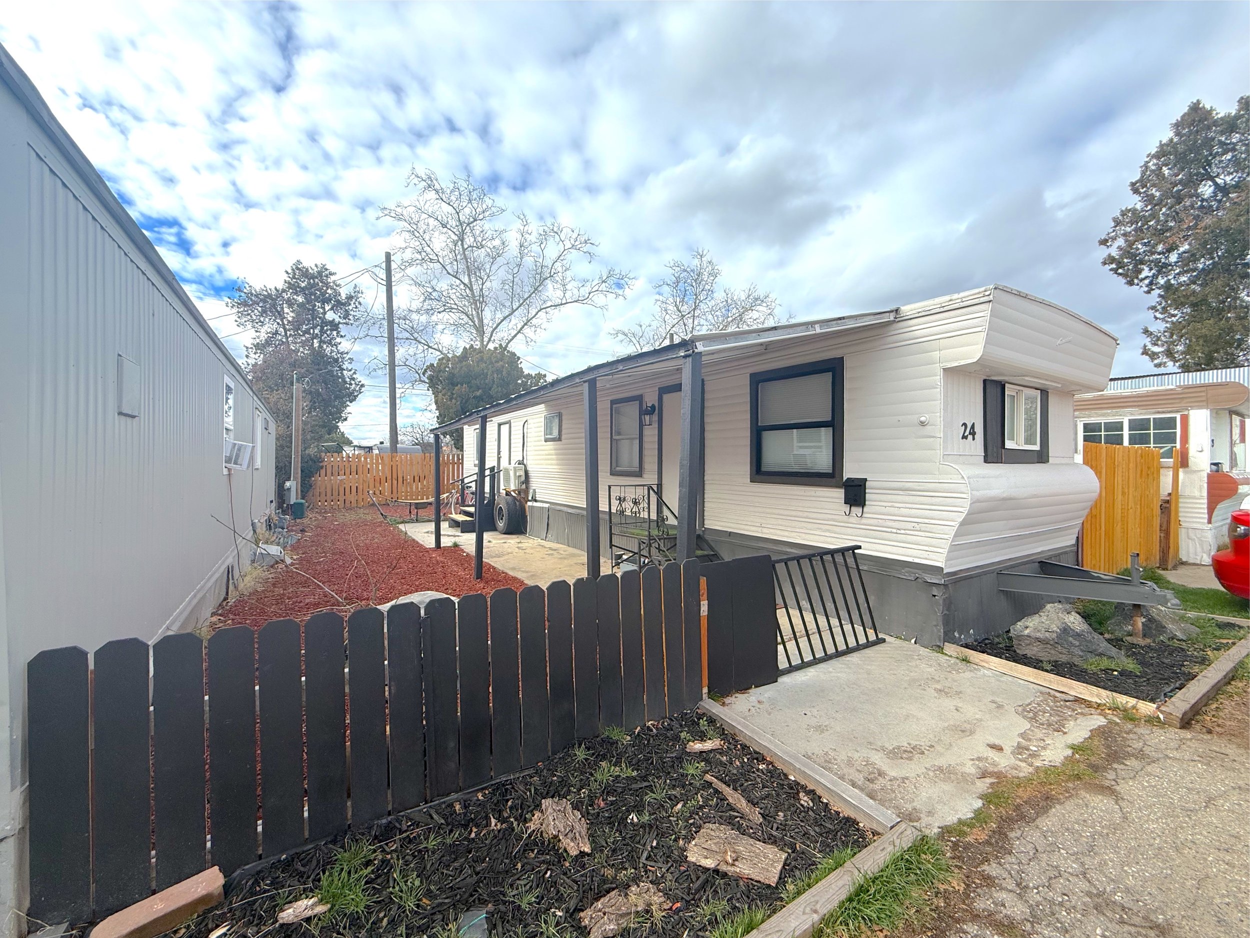 6728 W Fairview Ave Unit 24