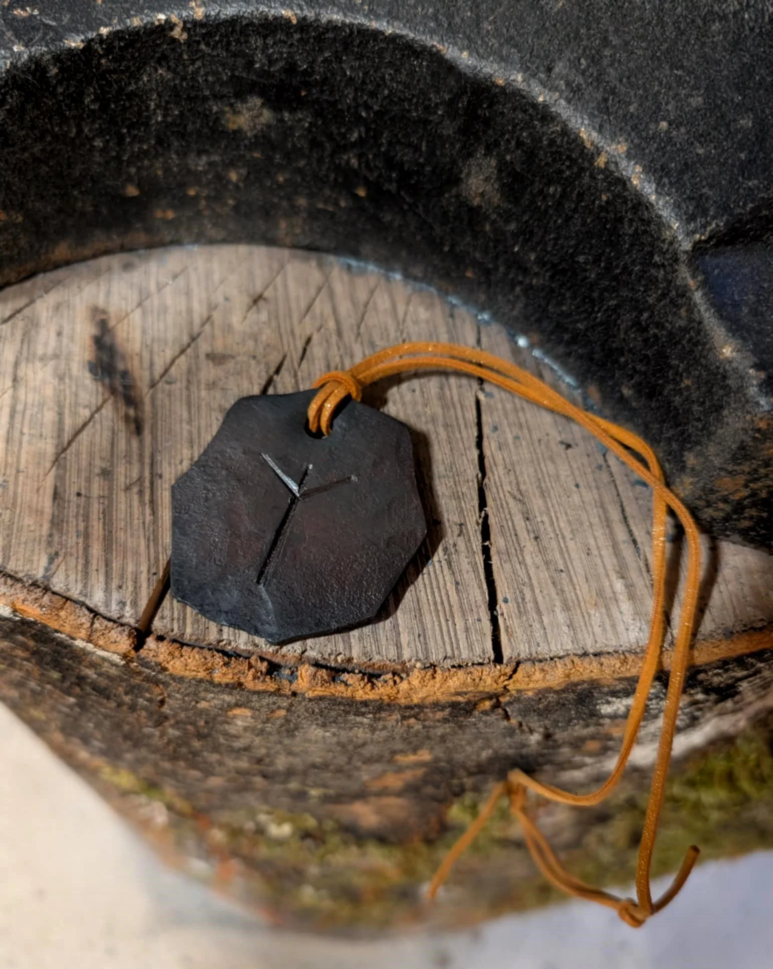 Rune Necklace Algiz 4.jpg