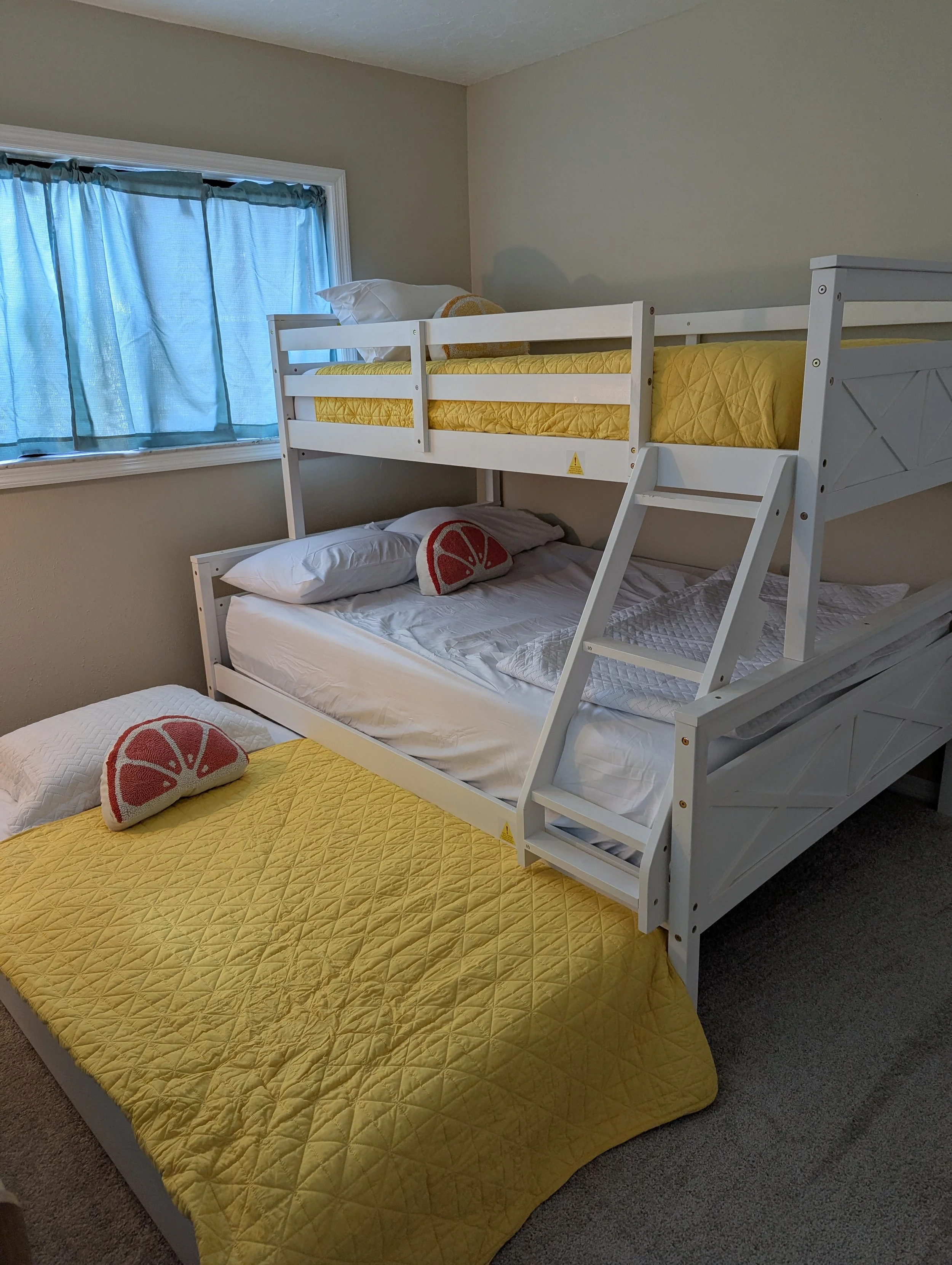 PXL_20251005_191402133 (1).jpg