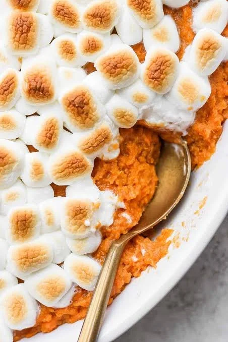 Mashed Sweet Potatoes w. Marshmallow Topper