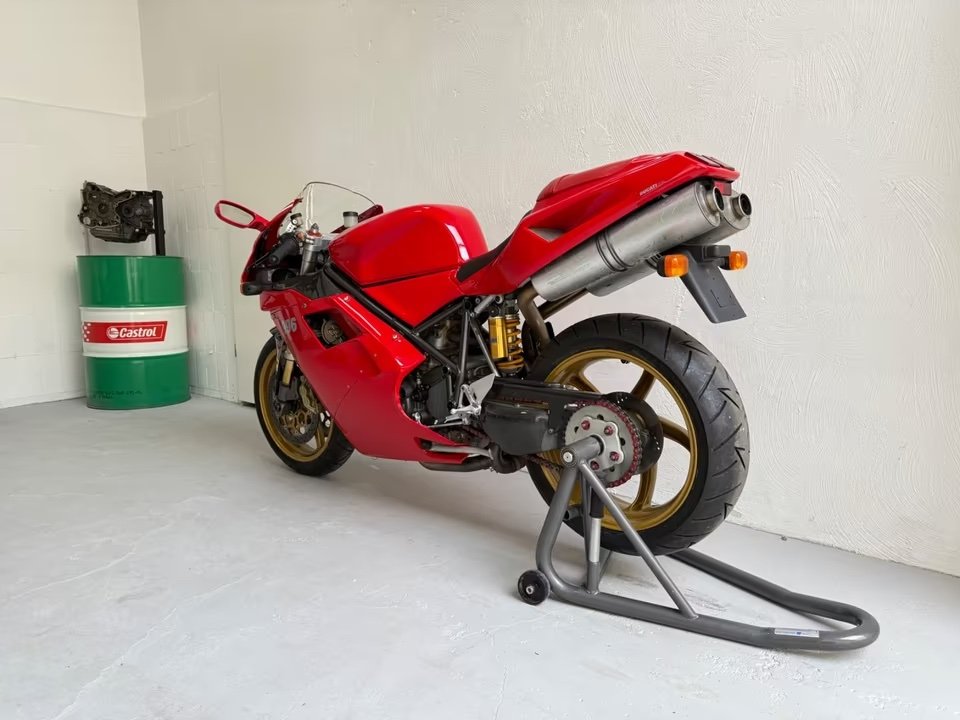 ducati_996_10.jpg