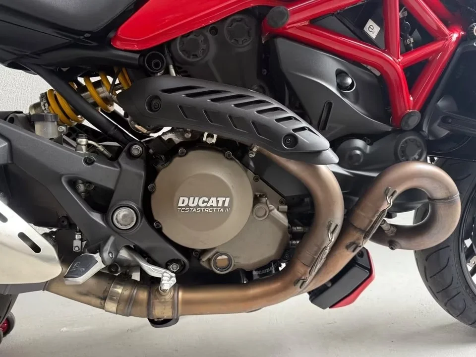 ducati_monster_1200_3.jpg
