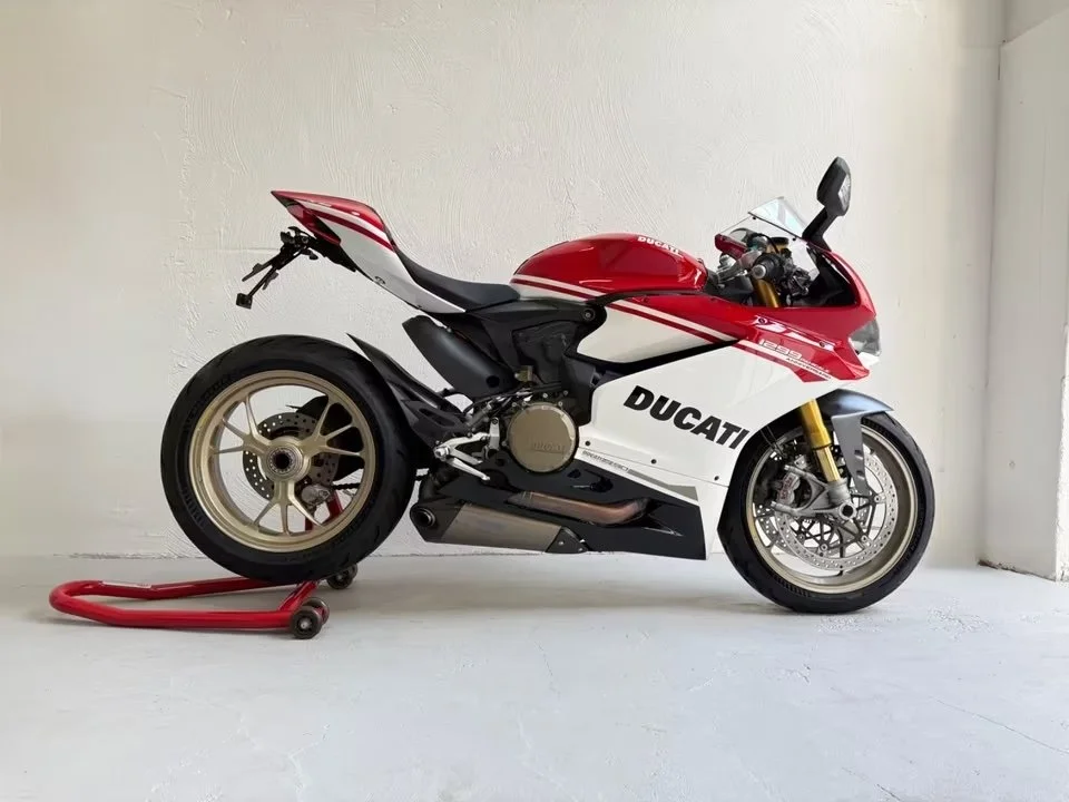 DUCATI Panigale 1299S ANNIVERSARIO