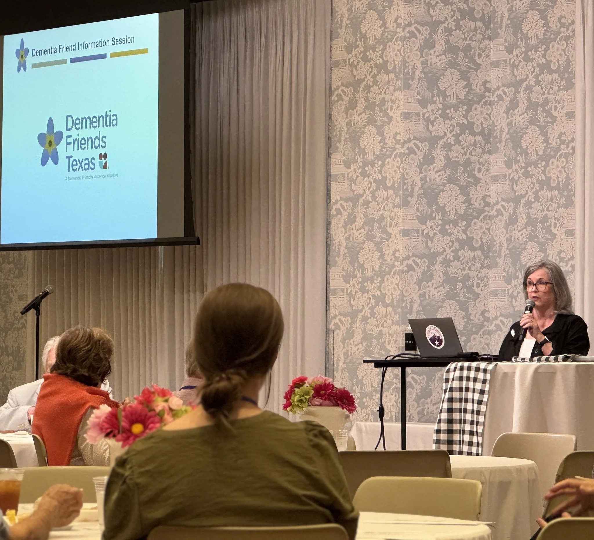 AWARE North Texas is passionate about education and sharing the latest information on Alzheimer’s and other dementias.