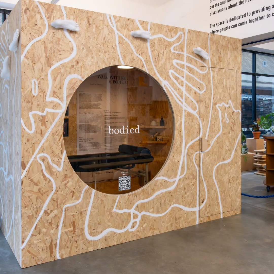 It's Tuesday and that means we're down at the @birkenstock studio for another day filled with sports massages in pod. We're already at the half way point through our Walk With Me residency, having treated and got to know so many of you, it's been a p